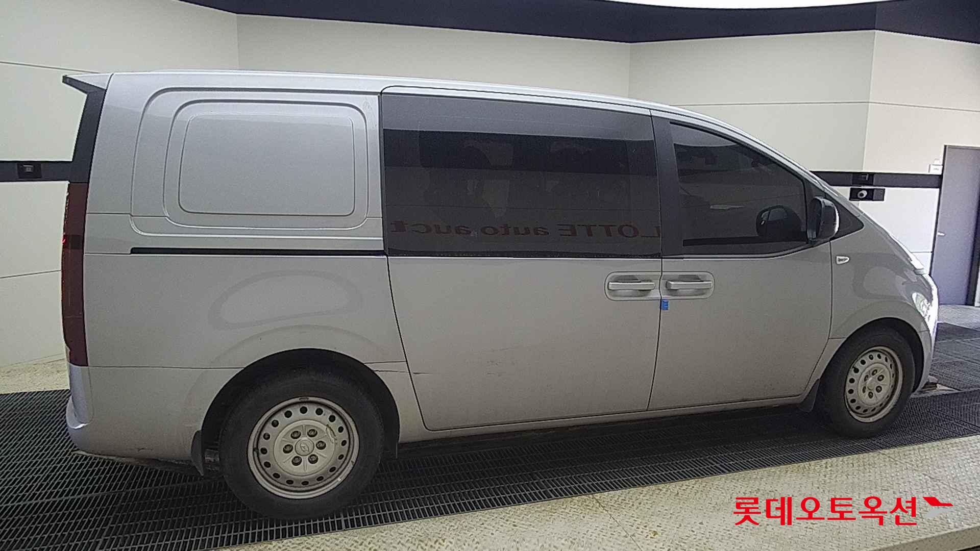 Hyundai Staria id 2698374 из Кореи 18