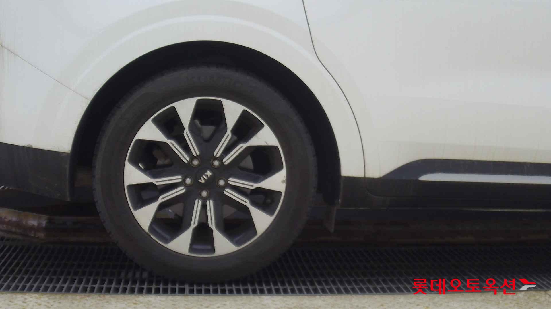 Kia Carnival id 2637570 из Кореи 24