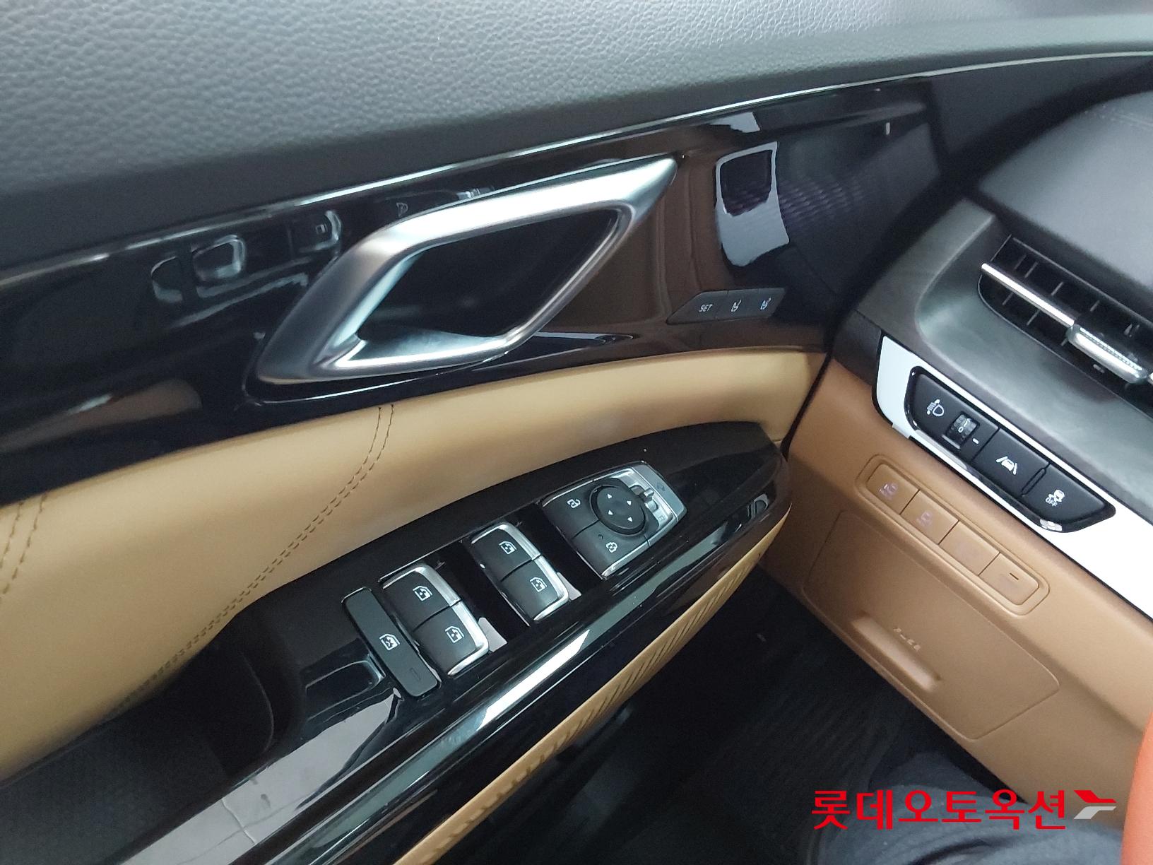 Kia Carnival id 2637570 из Кореи 28