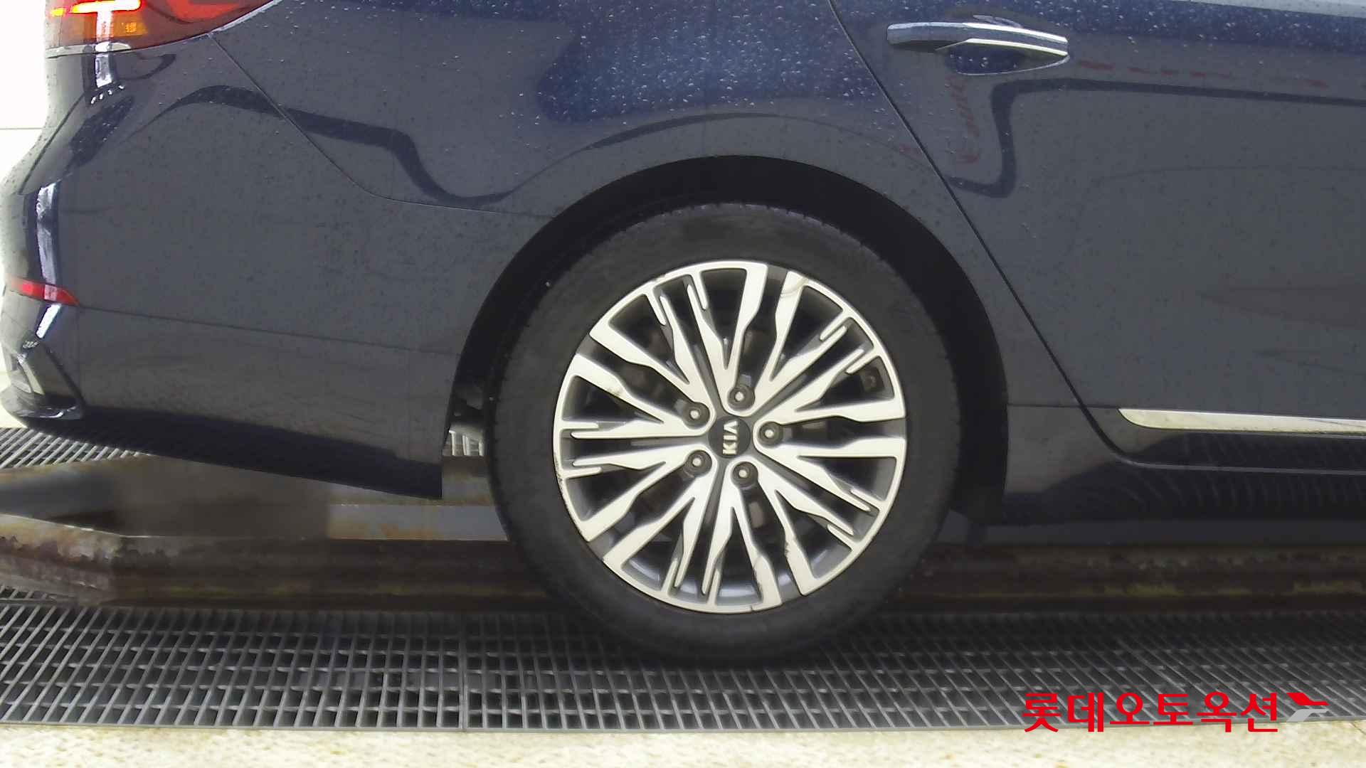 Kia K7 id 2652807 из Кореи 24