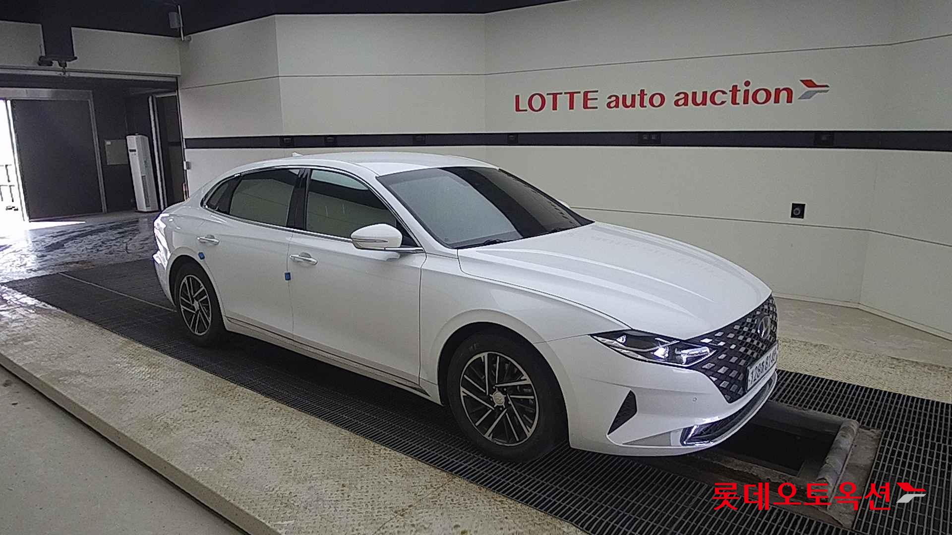 Hyundai Grandeur id 2668416 из Кореи 16