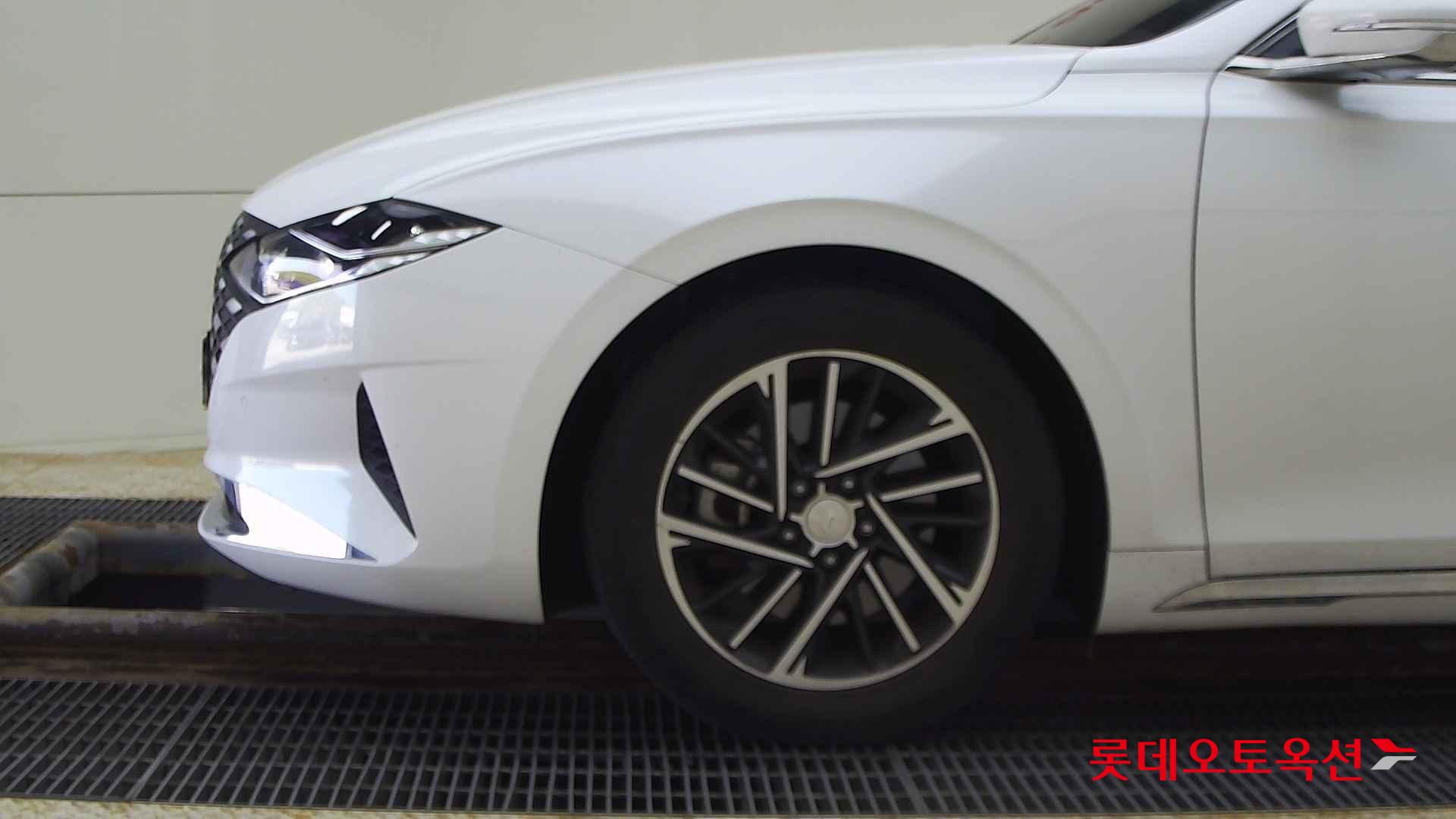 Hyundai Grandeur id 2668416 из Кореи 21