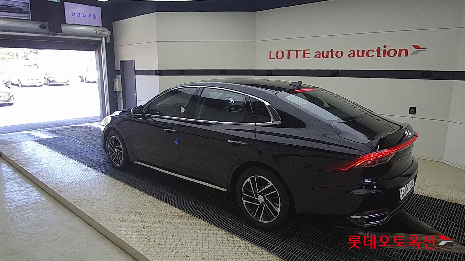 Hyundai Grandeur id 2698355 из Кореи 10