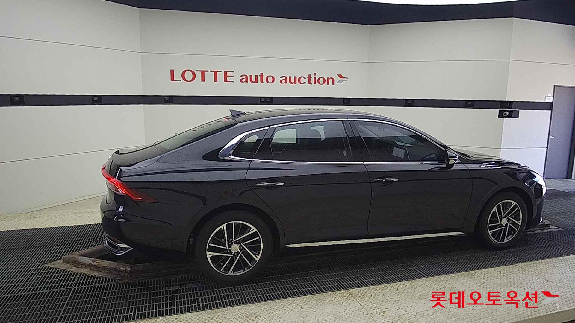 Hyundai Grandeur id 2698355 из Кореи 18