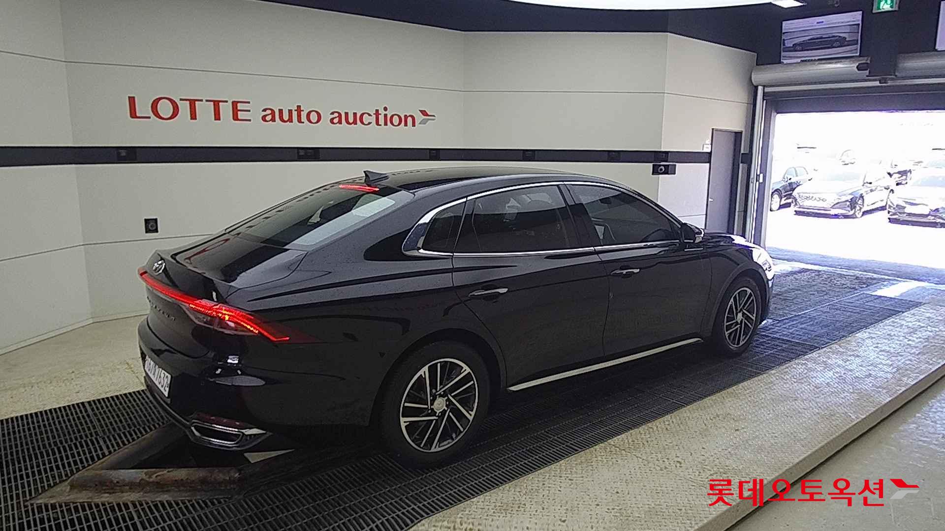 Hyundai Grandeur id 2698355 из Кореи 19