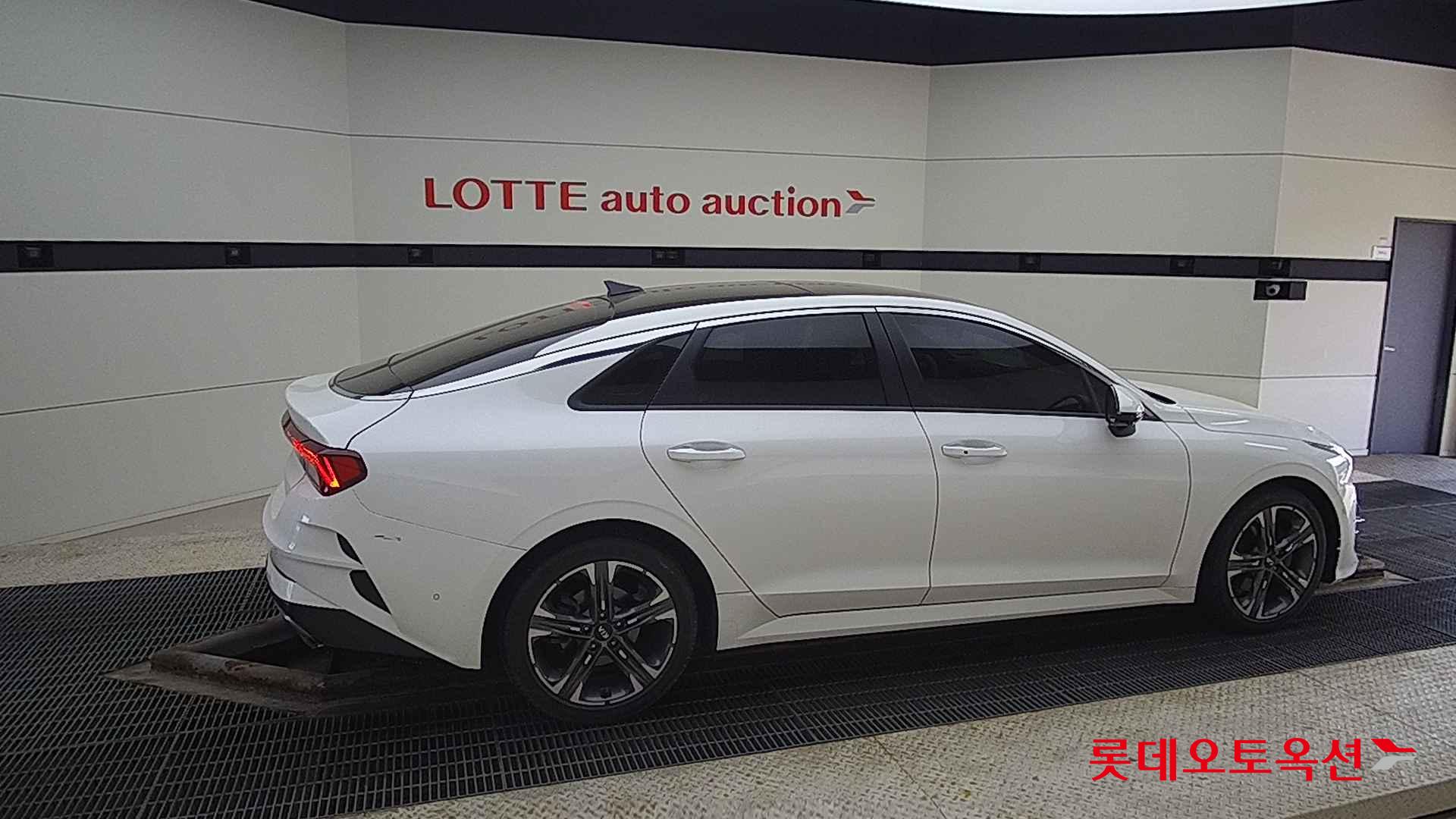 Kia K5 id 2679469 из Кореи 18