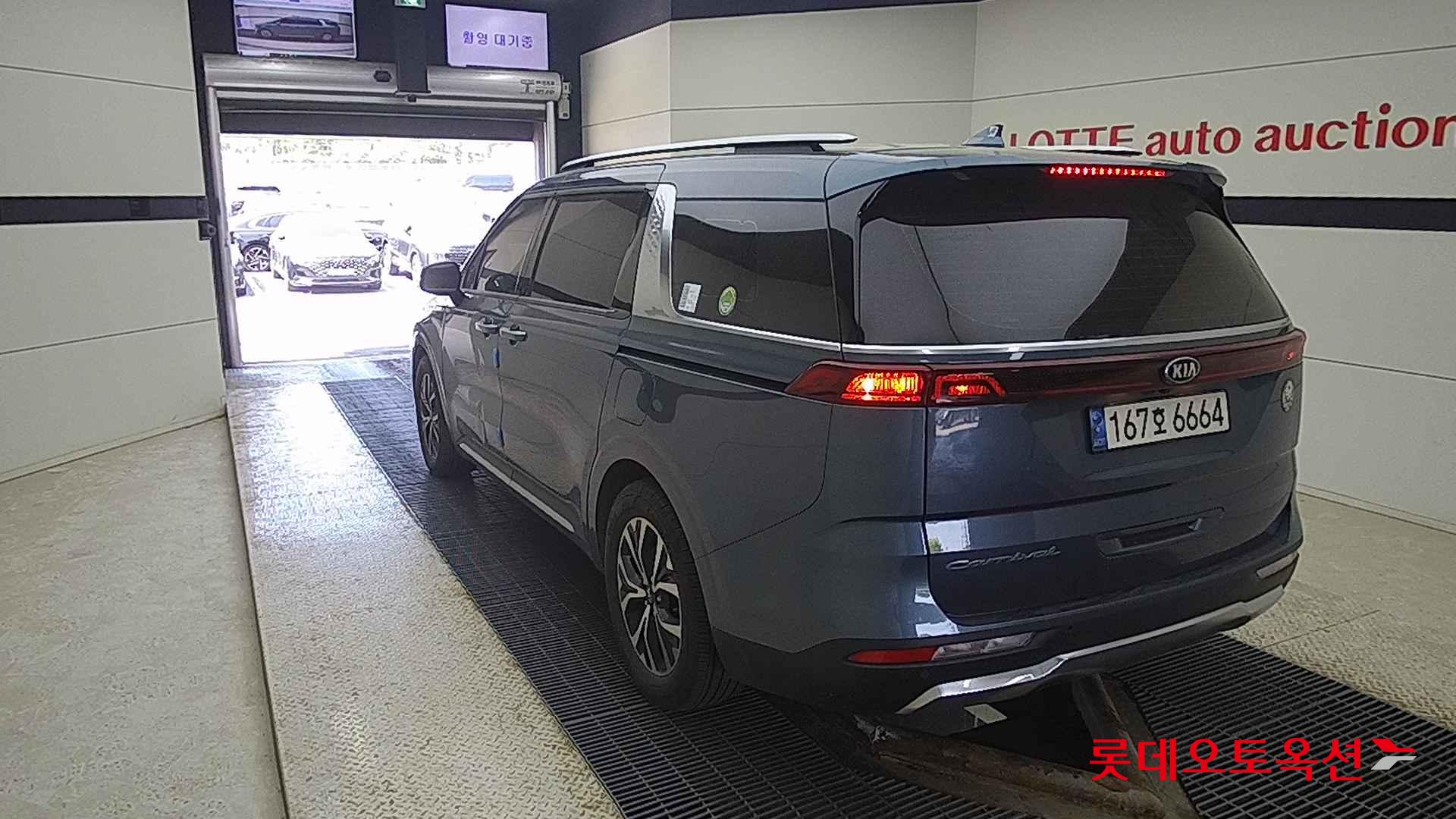 Kia Carnival id 2684542 из Кореи 9