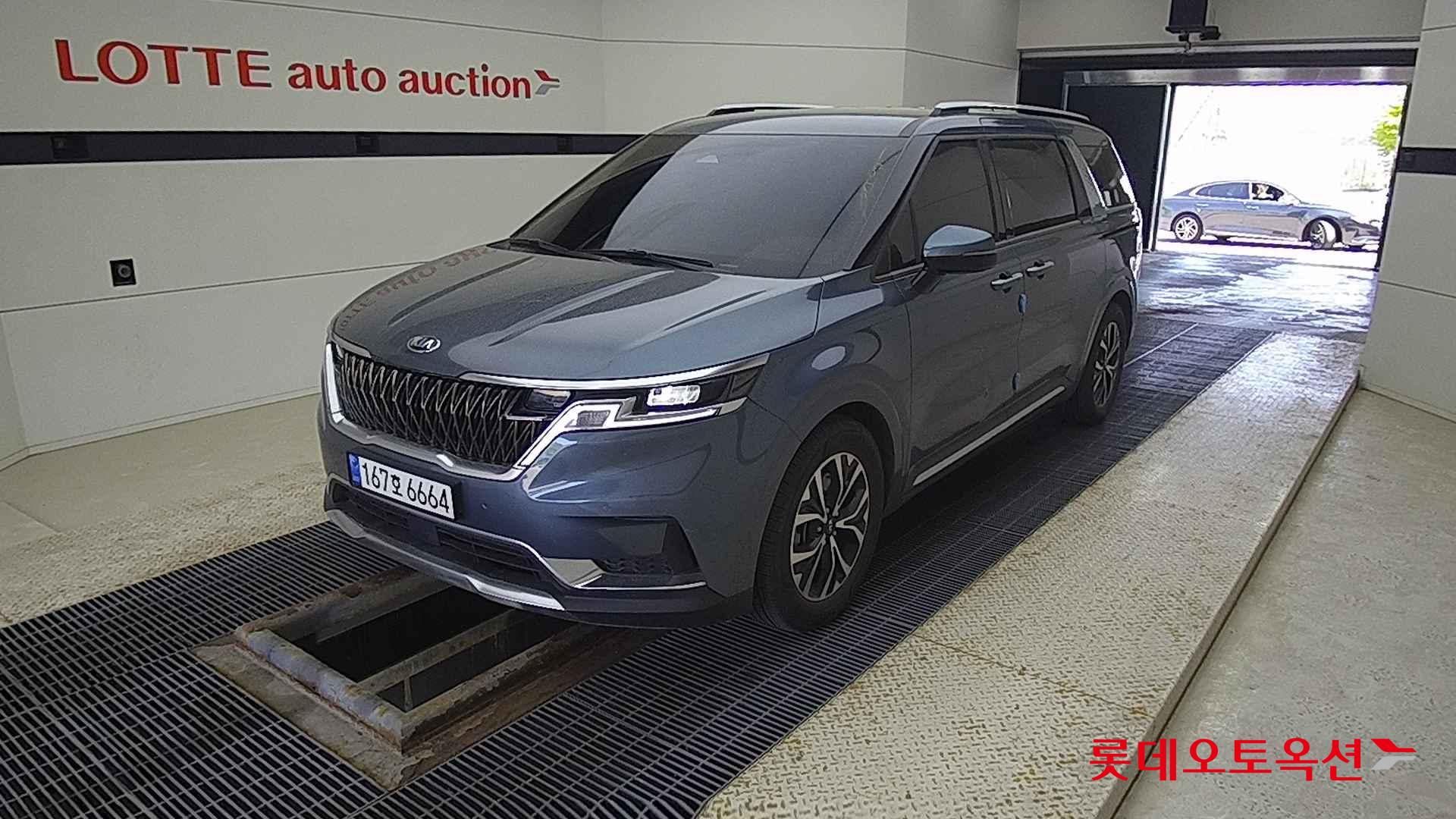 Kia Carnival id 2684542 из Кореи 14