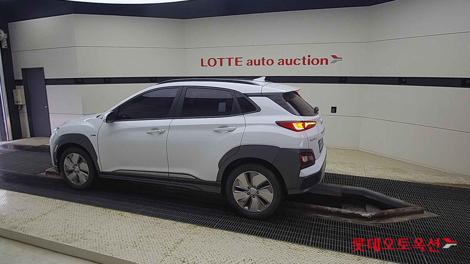 Hyundai KONA Electric id 2708642 из Кореи 11