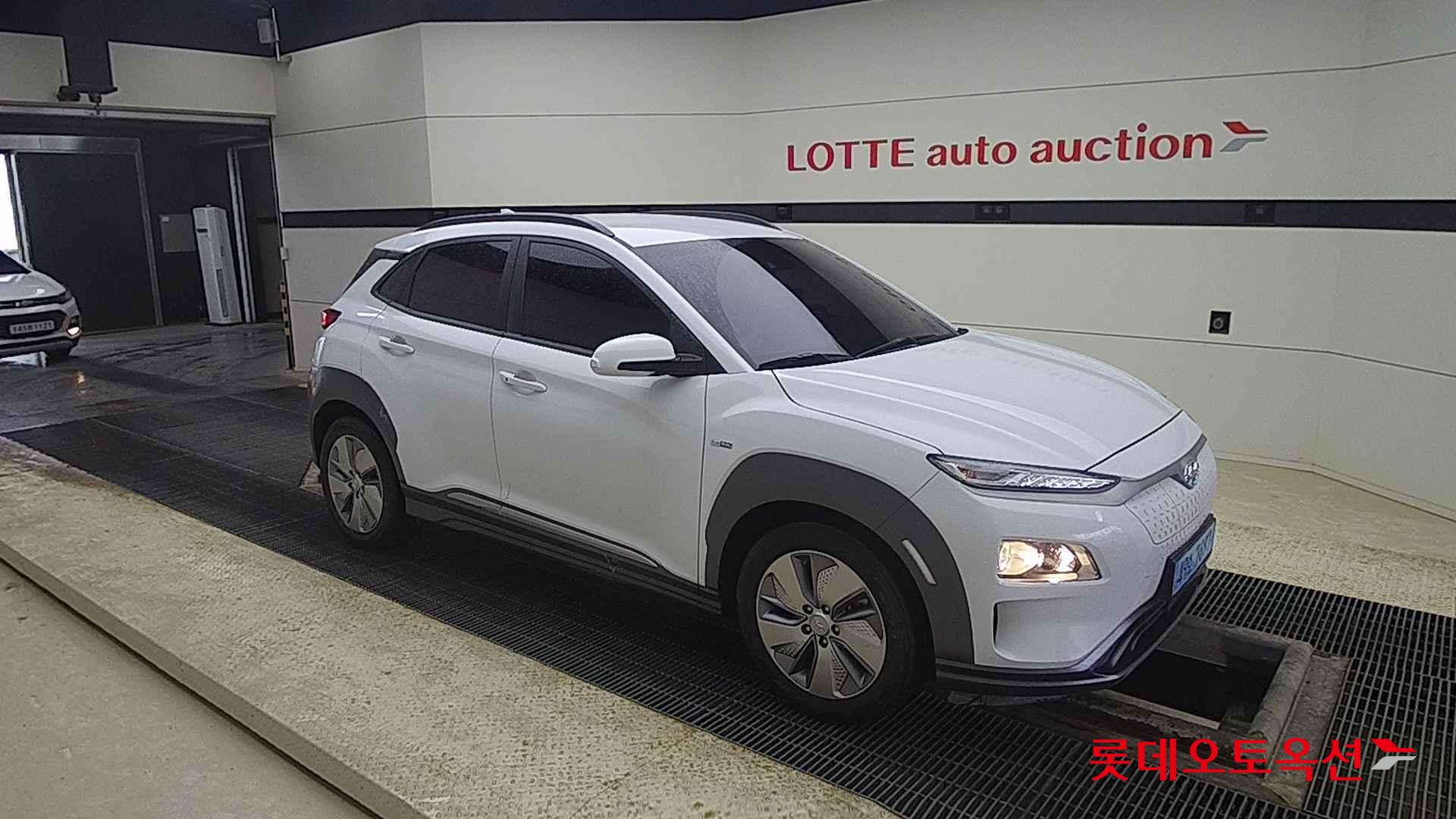 Hyundai KONA Electric id 2708642 из Кореи 16