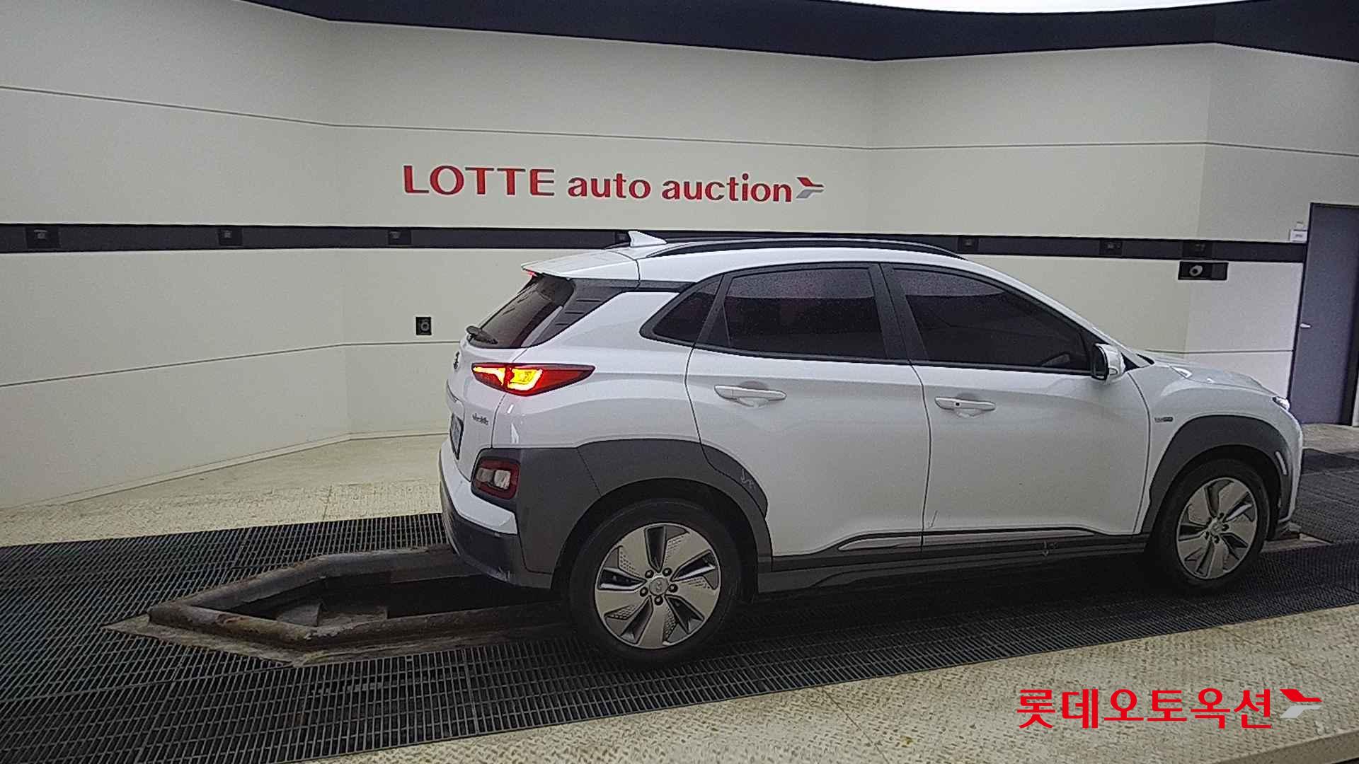 Hyundai KONA Electric id 2708642 из Кореи 18