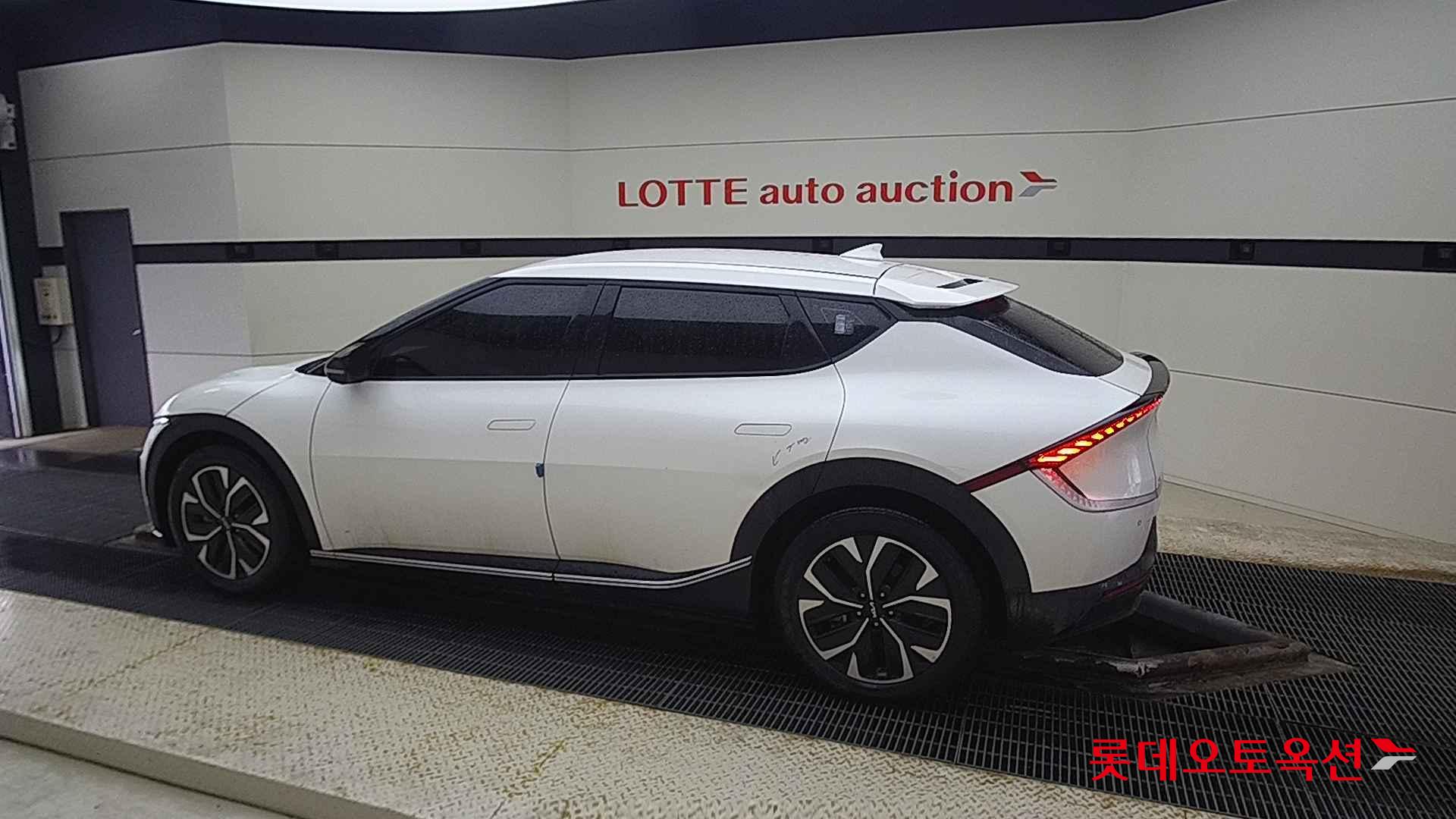 Kia EV6 id 2652849 из Кореи 11