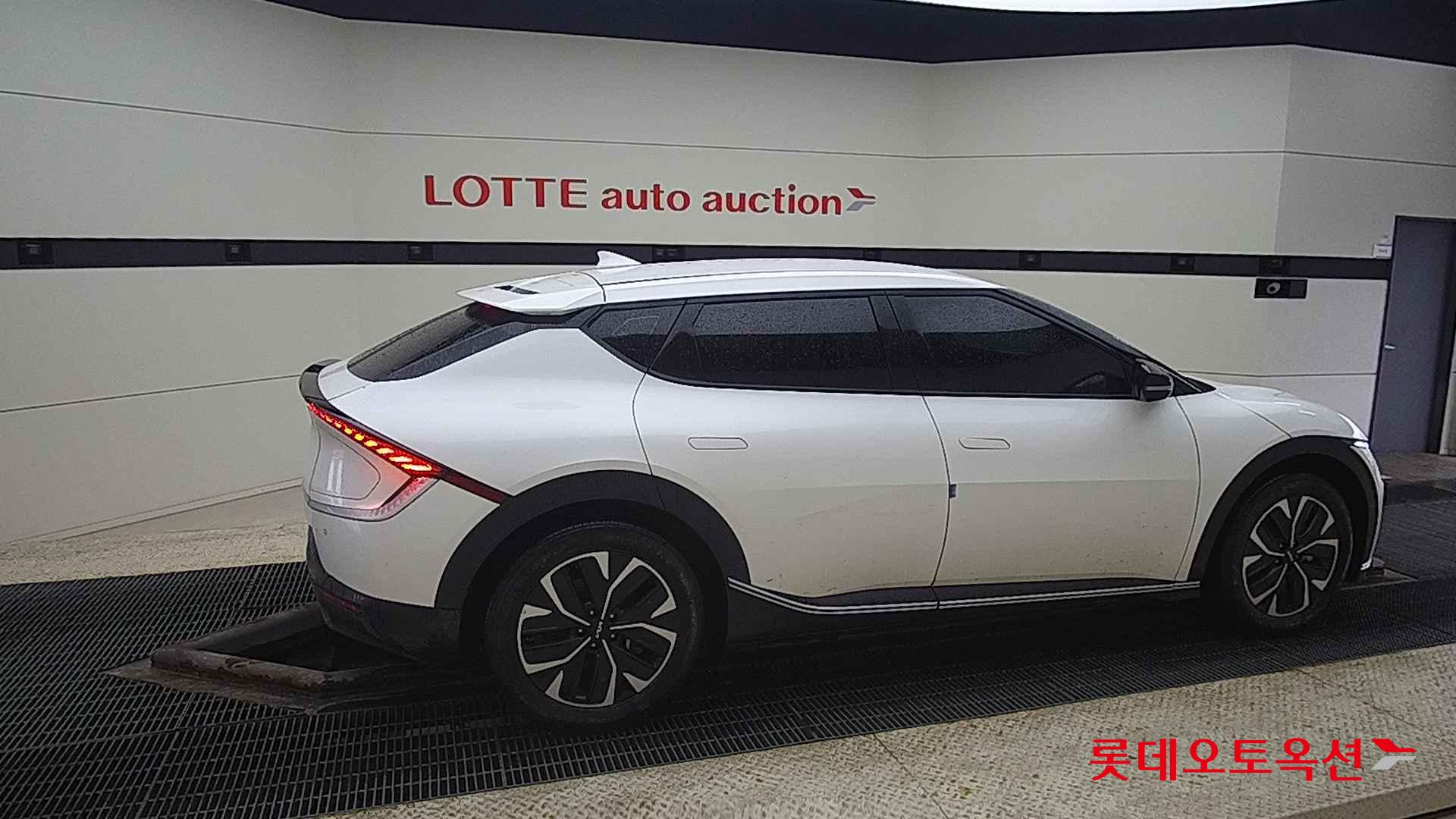 Kia EV6 id 2652849 из Кореи 18