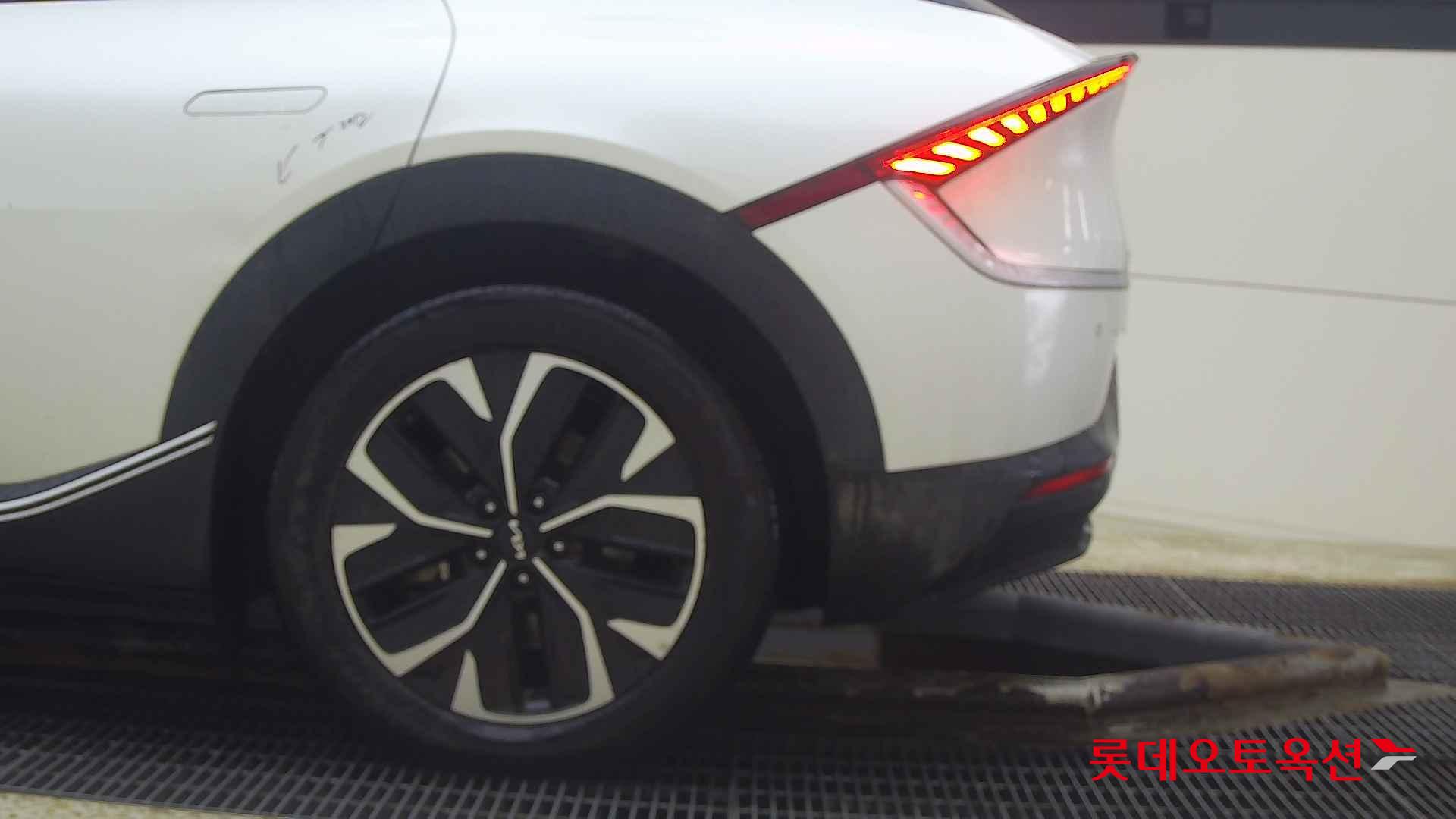 Kia EV6 id 2652849 из Кореи 22