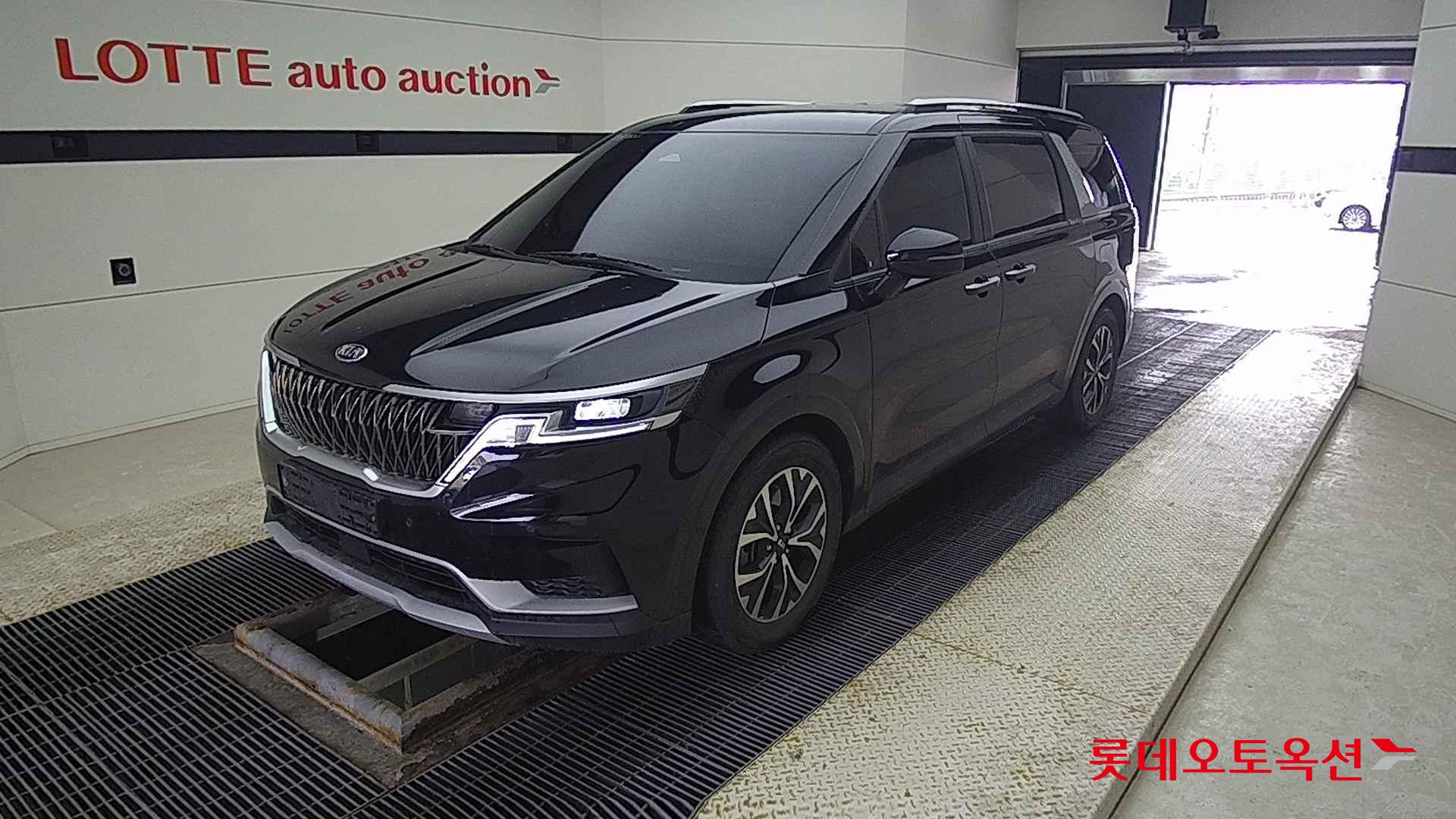 Kia Carnival id 2637595 из Кореи 14