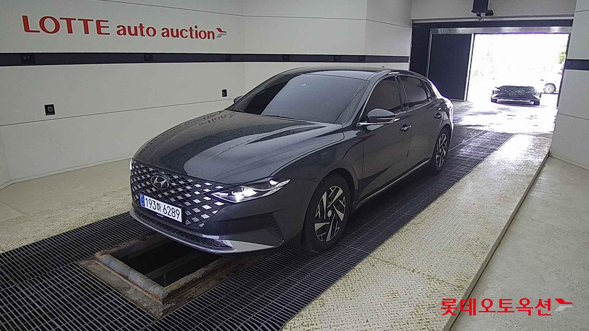 Hyundai Grandeur Hybrid id 2704068 из Кореи 14