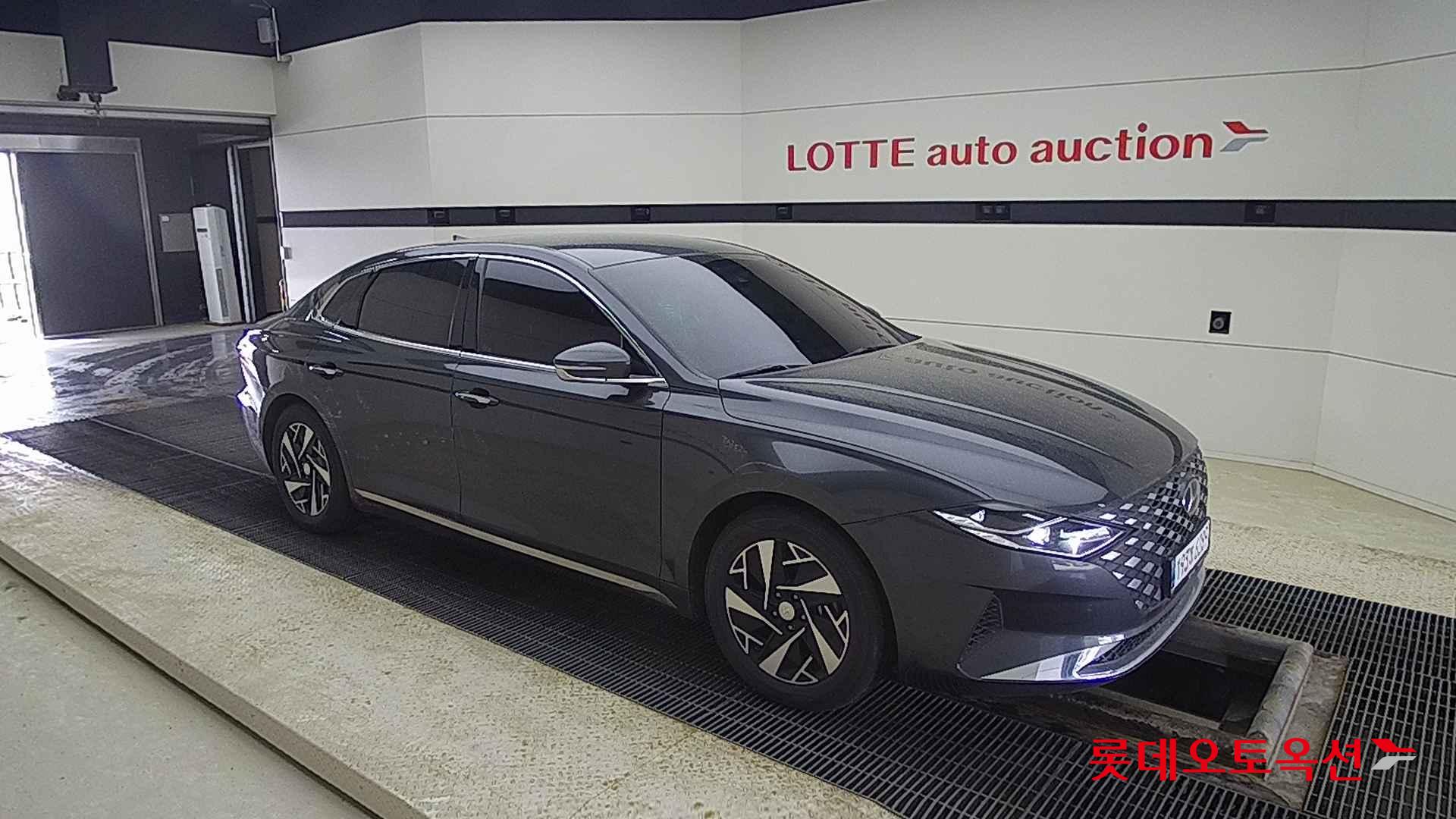 Hyundai Grandeur Hybrid id 2704068 из Кореи 16