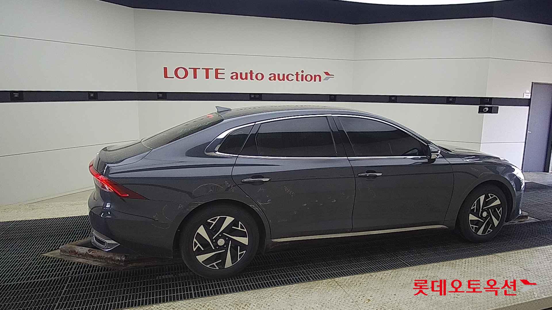 Hyundai Grandeur Hybrid id 2704068 из Кореи 18
