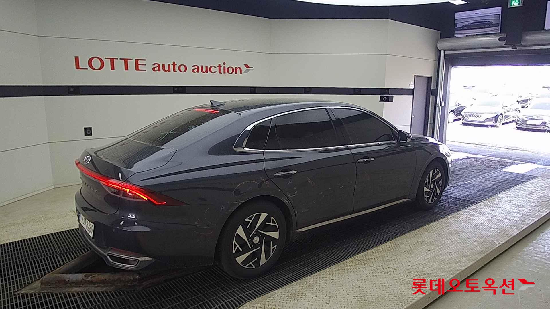 Hyundai Grandeur Hybrid id 2704068 из Кореи 19
