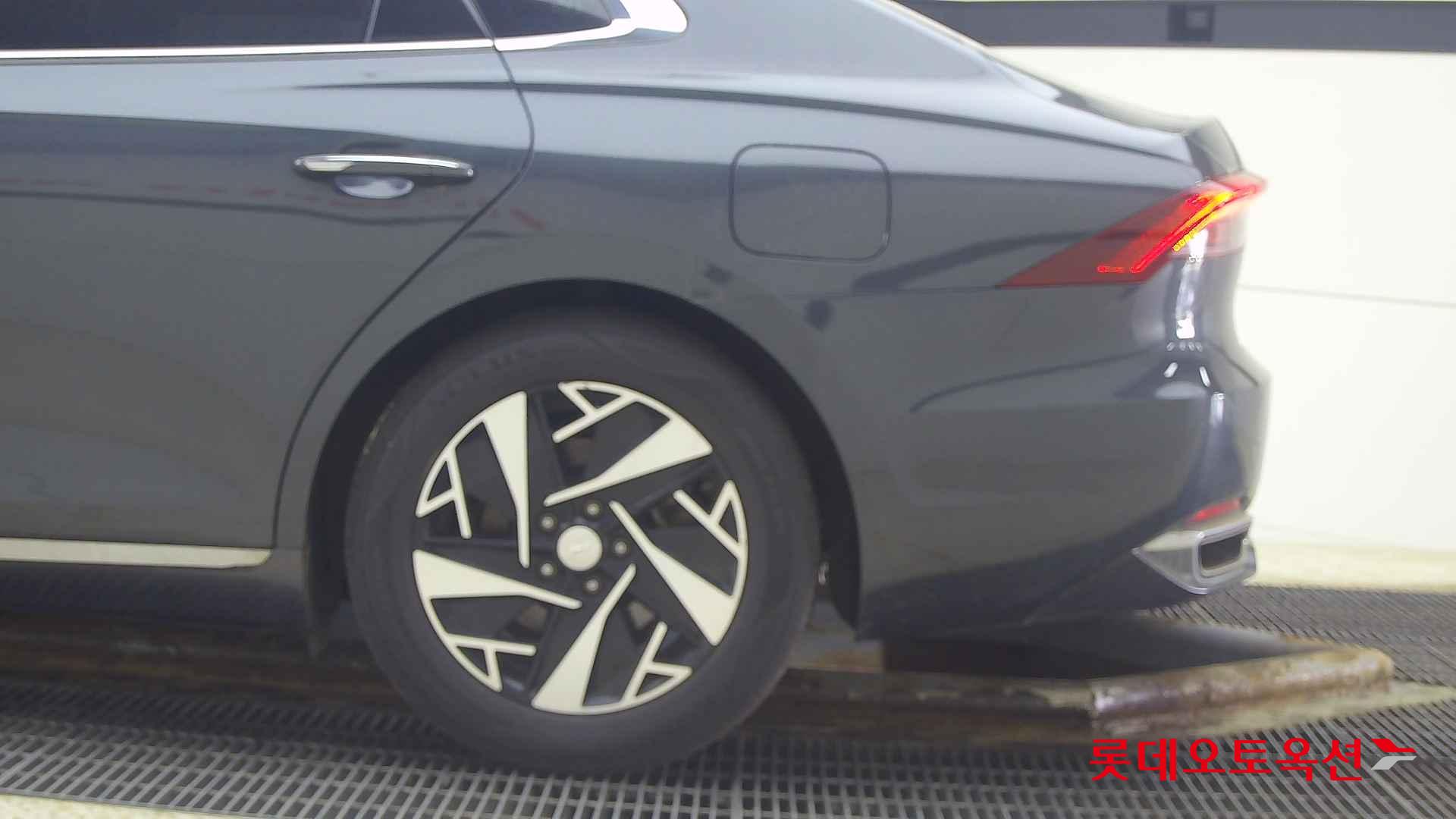 Hyundai Grandeur Hybrid id 2704068 из Кореи 22