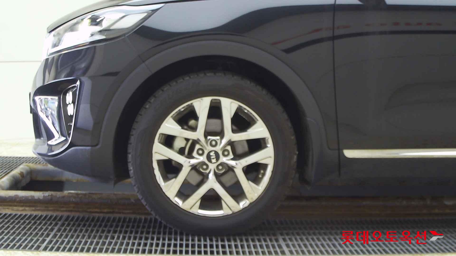 Kia Sorento id 2679449 из Кореи 21