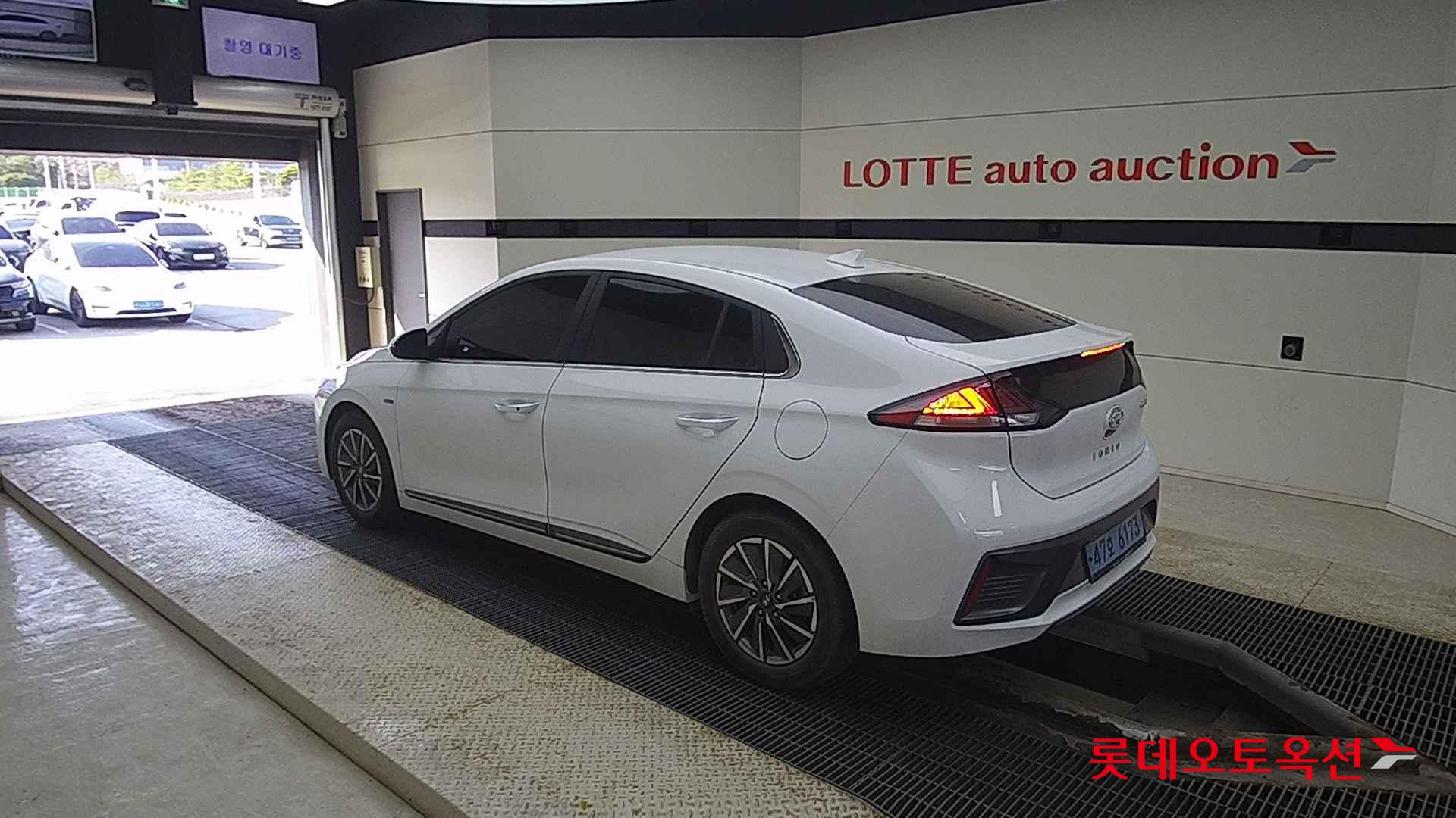 هيونداي - أيونيك (2020)