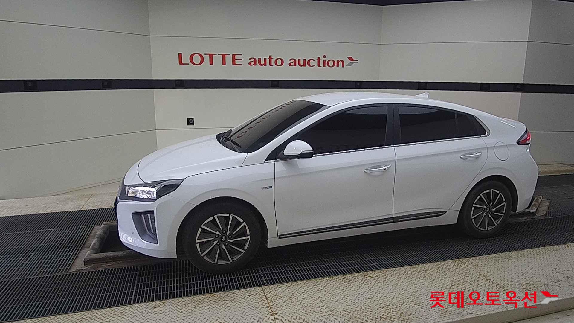 هيونداي - أيونيك (2020)