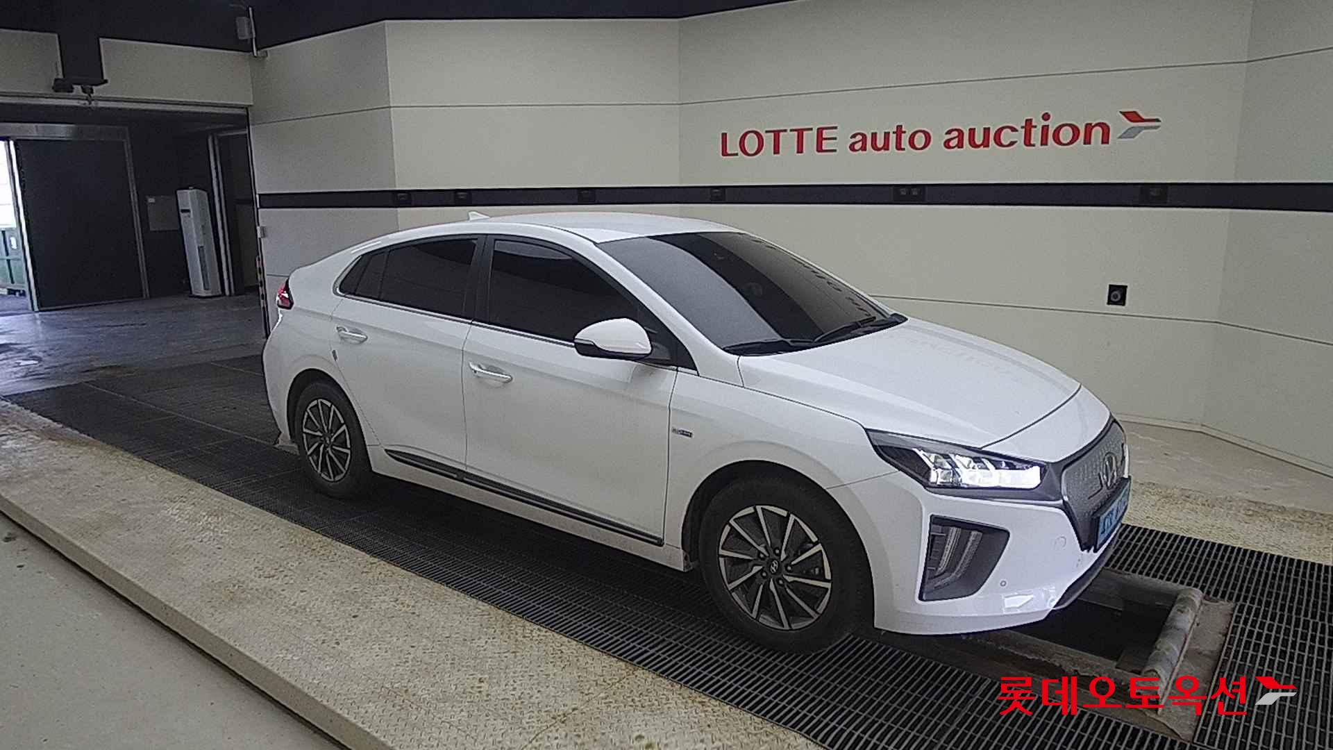 هيونداي - أيونيك (2020)
