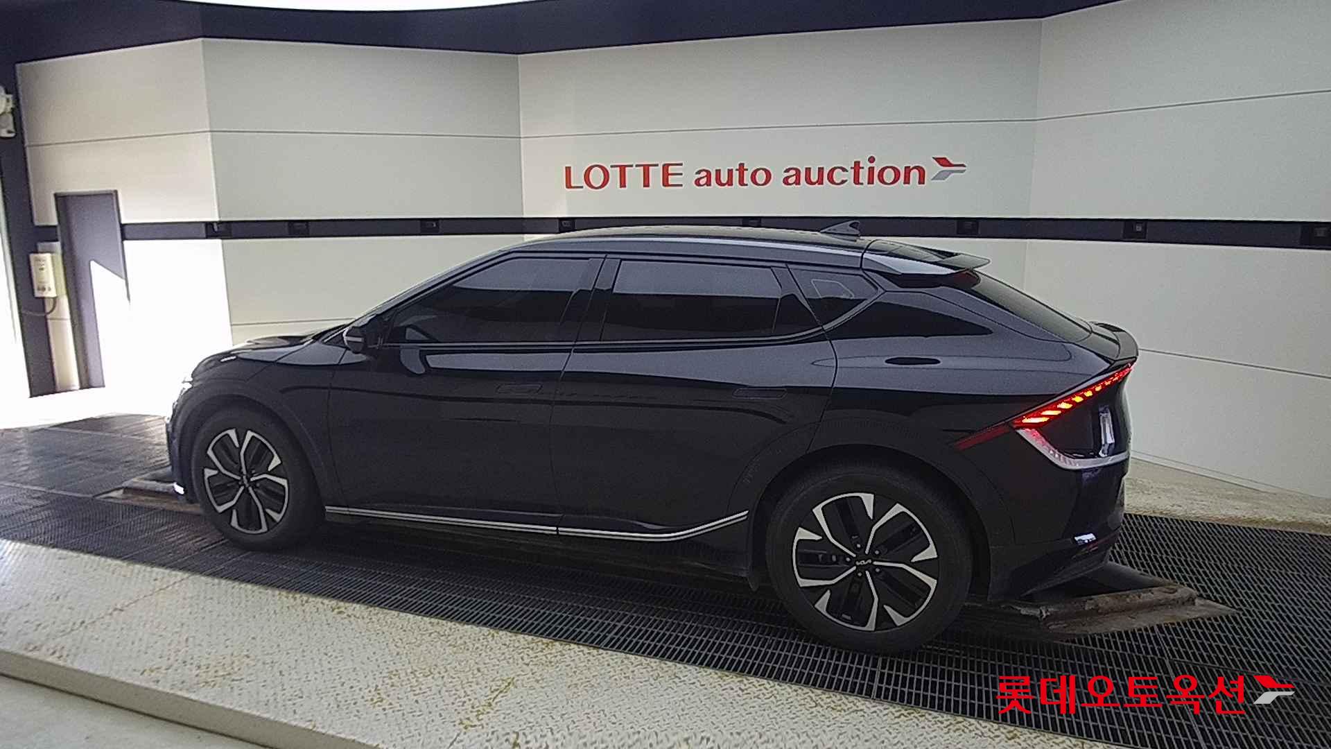 Kia EV6 id 2658093 из Кореи 11