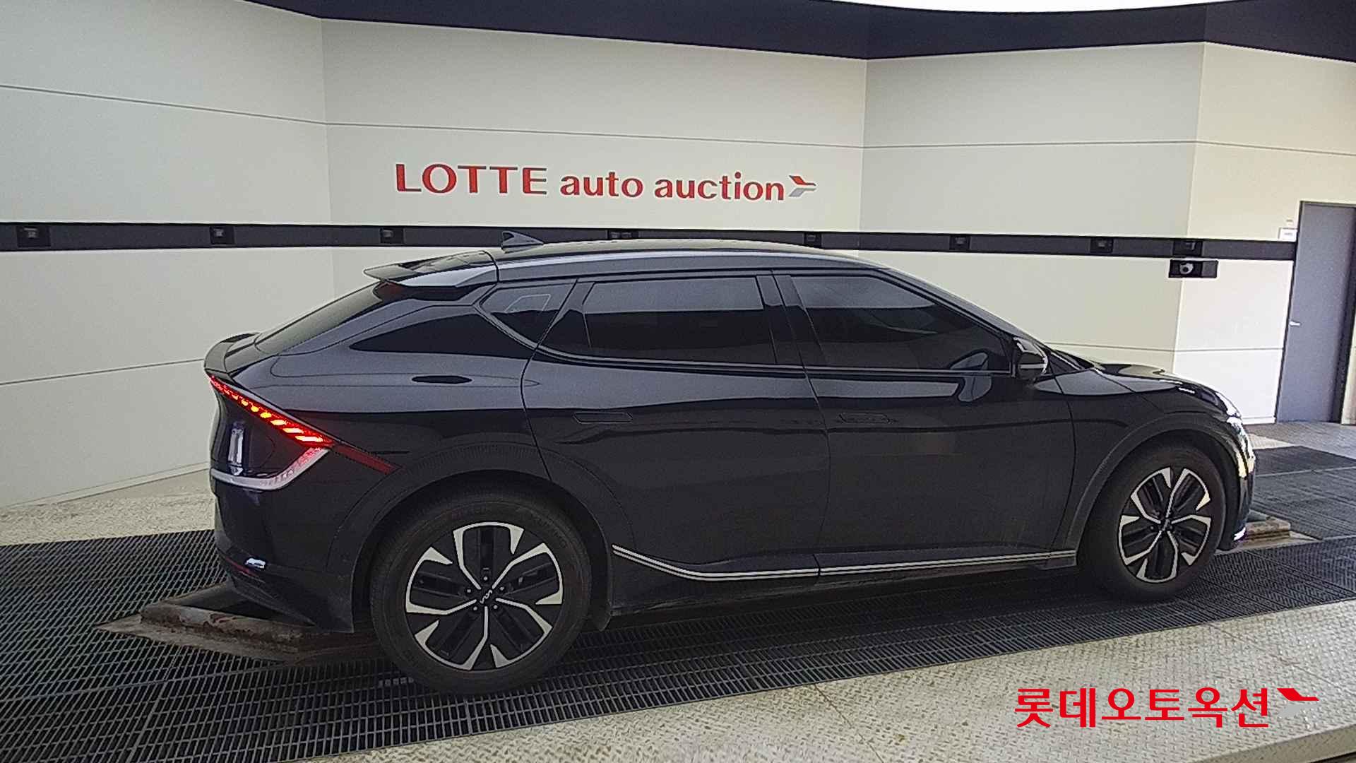 Kia EV6 id 2658093 из Кореи 18