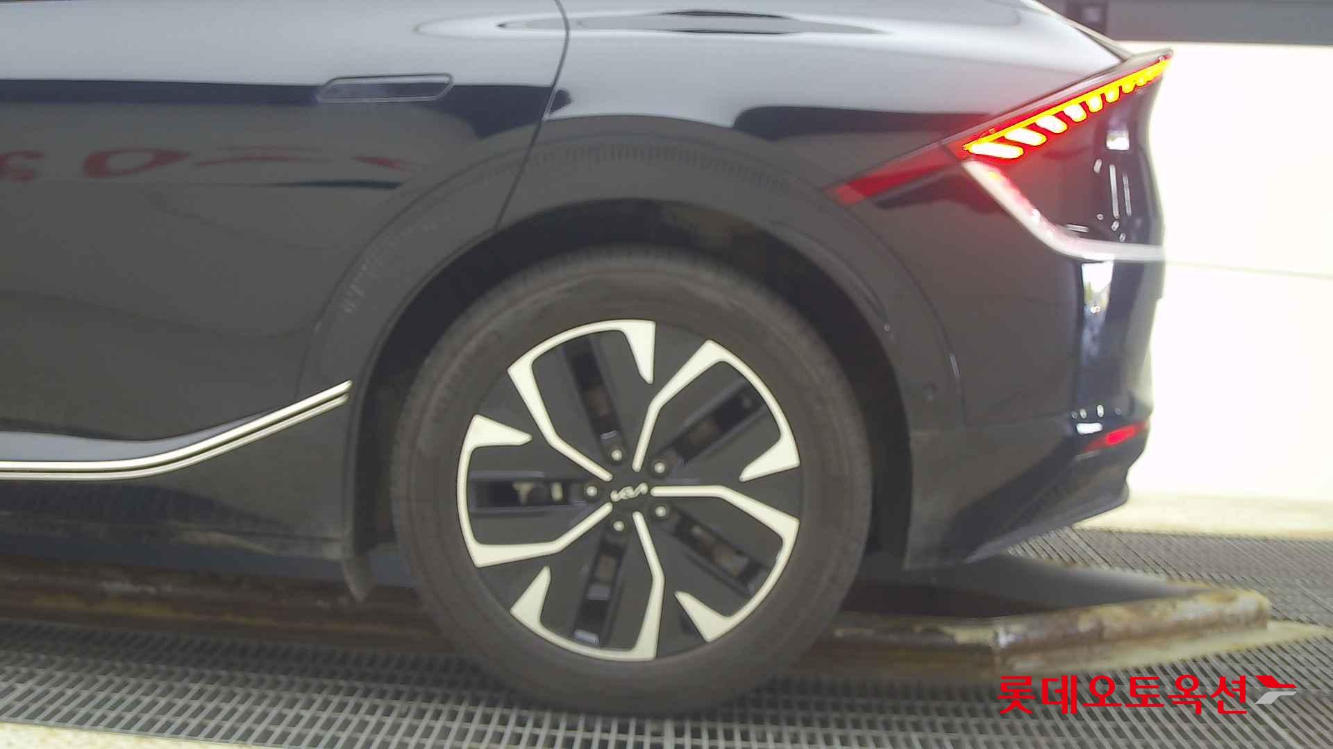 Kia EV6 id 2658093 из Кореи 22