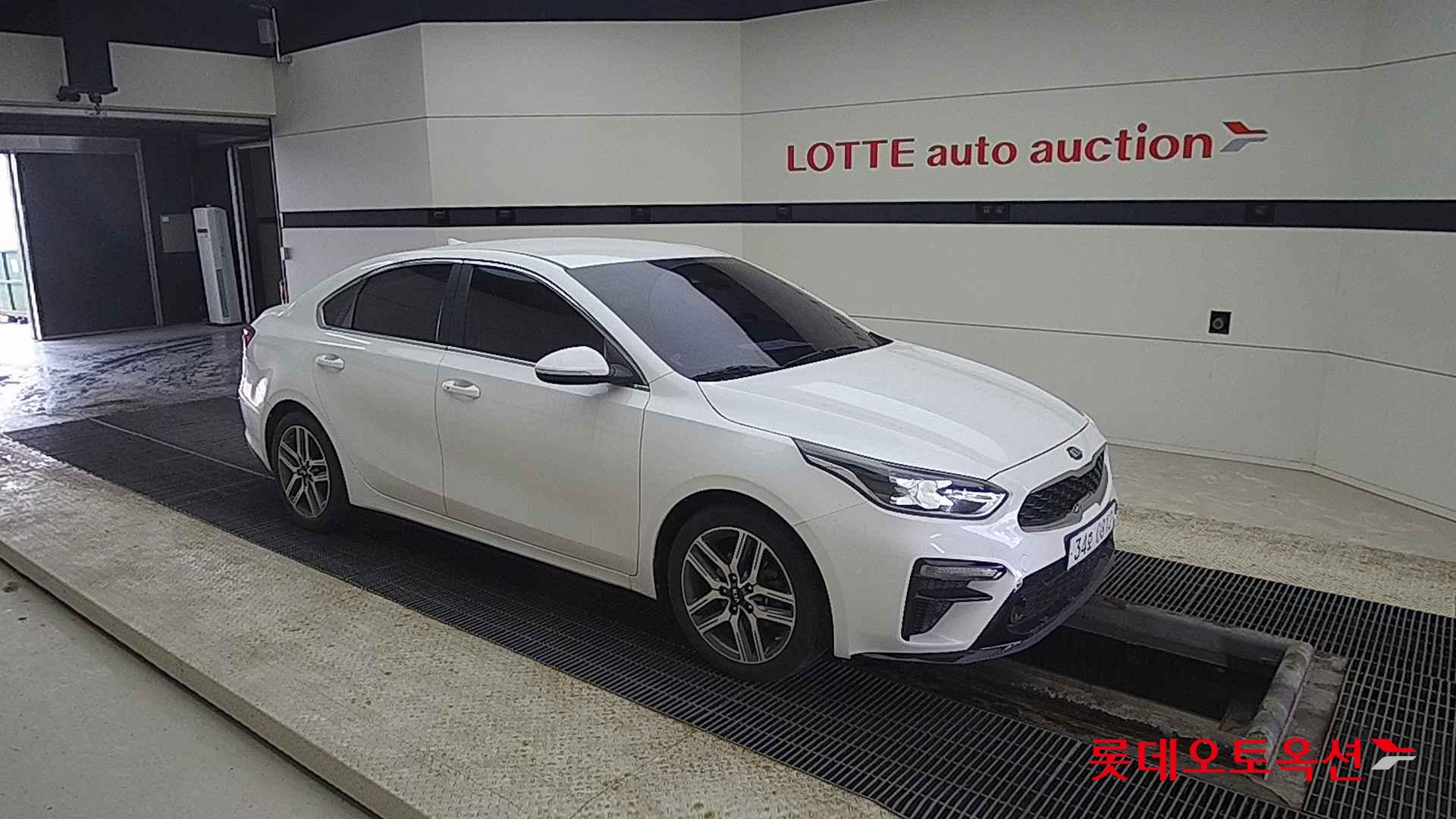 Kia K3 id 2668448 из Кореи 16