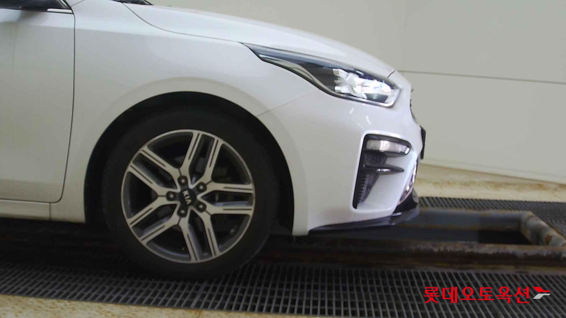 Kia K3 id 2668448 из Кореи 23