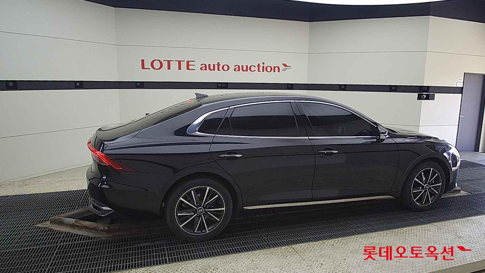 Hyundai Grandeur id 2668349 из Кореи 18