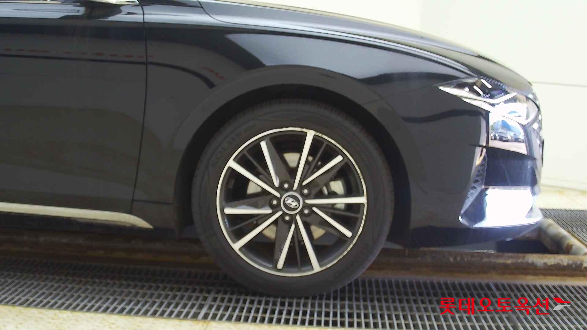 Hyundai Grandeur id 2668349 из Кореи 23