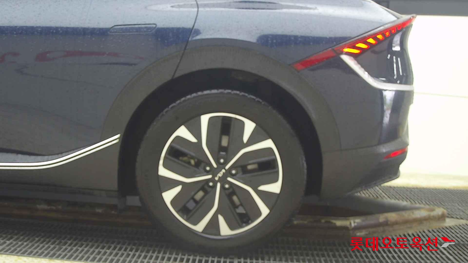 Kia EV6 id 2652840 из Кореи 22