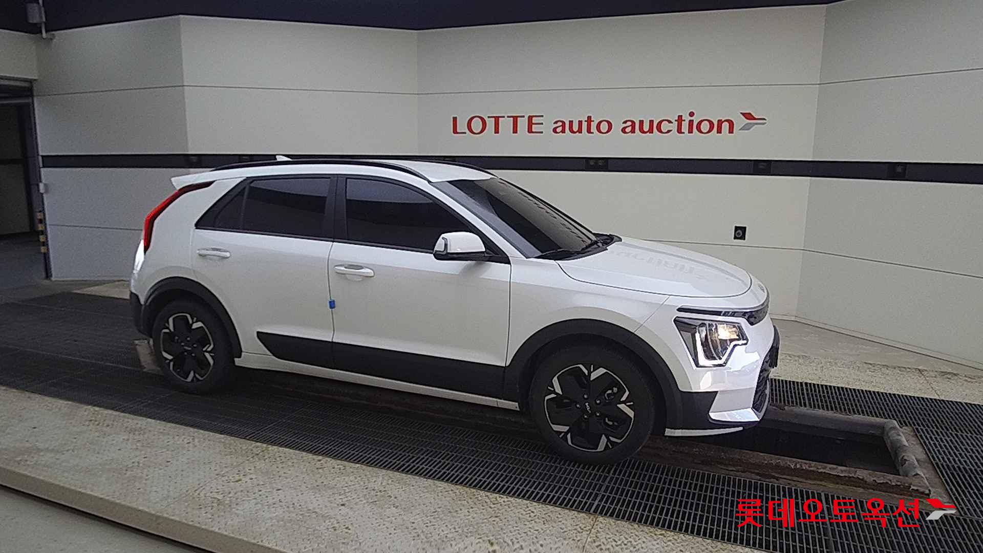 Kia Niro EV id 2663205 из Кореи 17