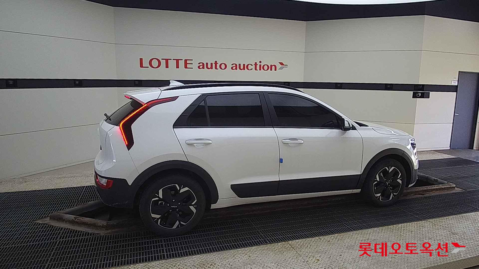 Kia Niro EV id 2663205 из Кореи 18