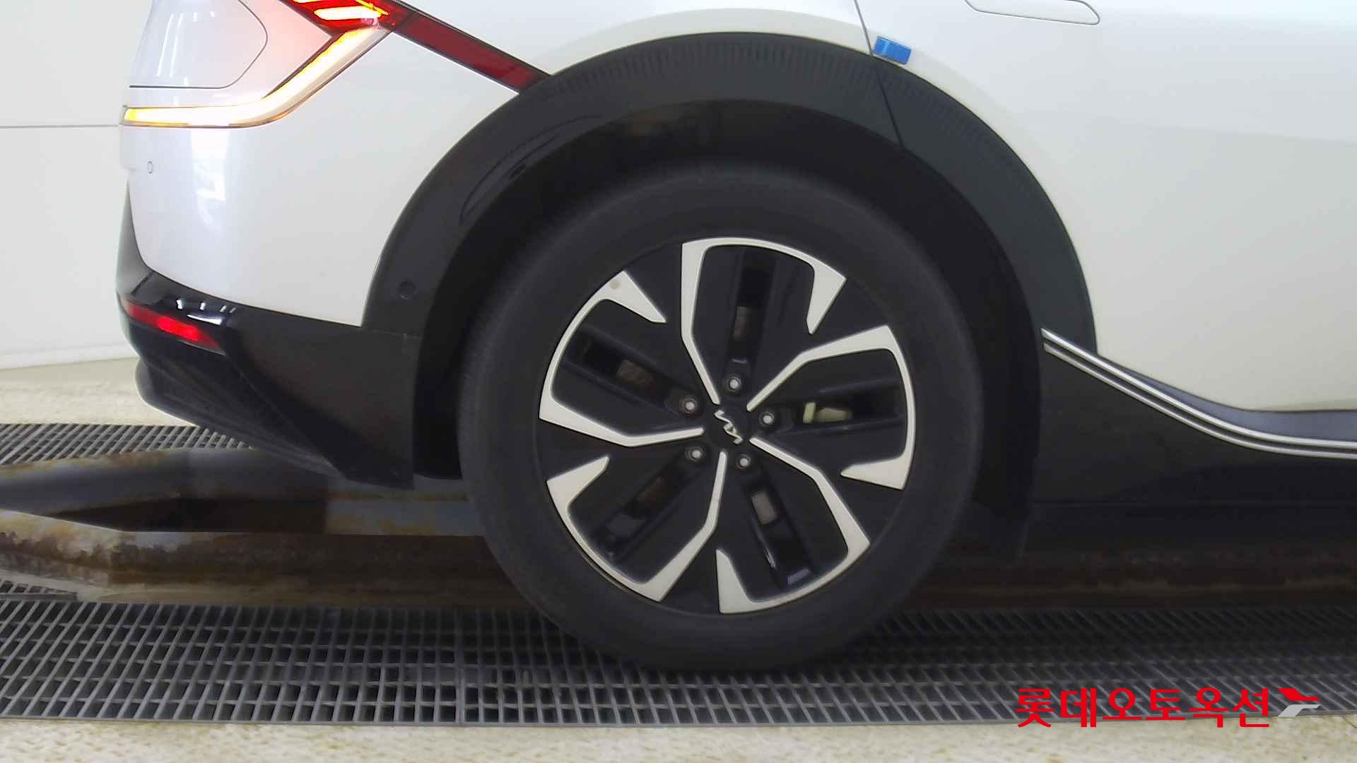 Kia EV6 id 2658059 из Кореи 24