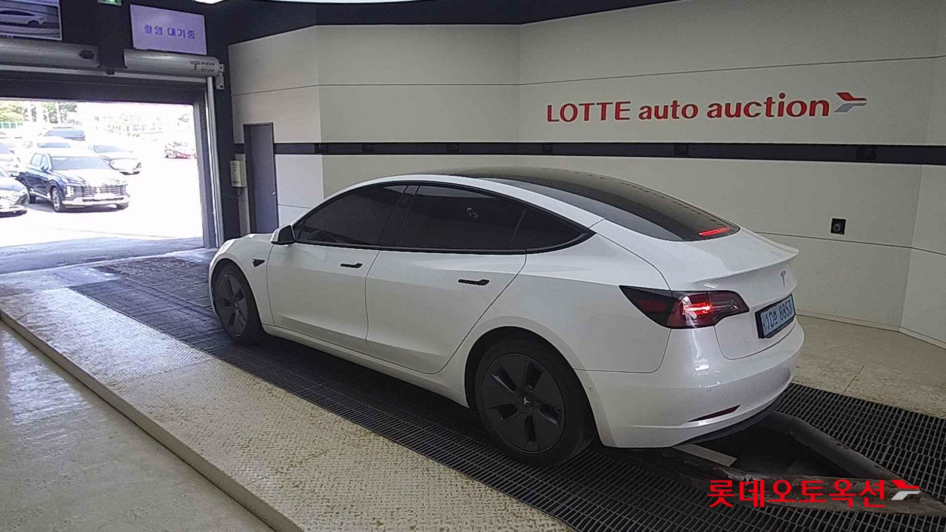 Tesla Model 3 Long Range id 2684583 из Кореи 10