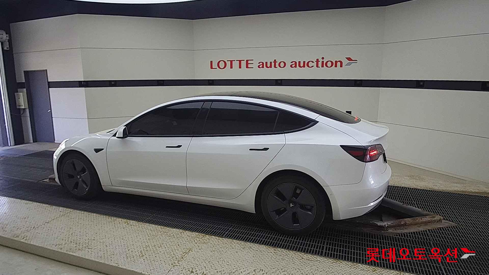 Tesla Model 3 Long Range id 2684583 из Кореи 11
