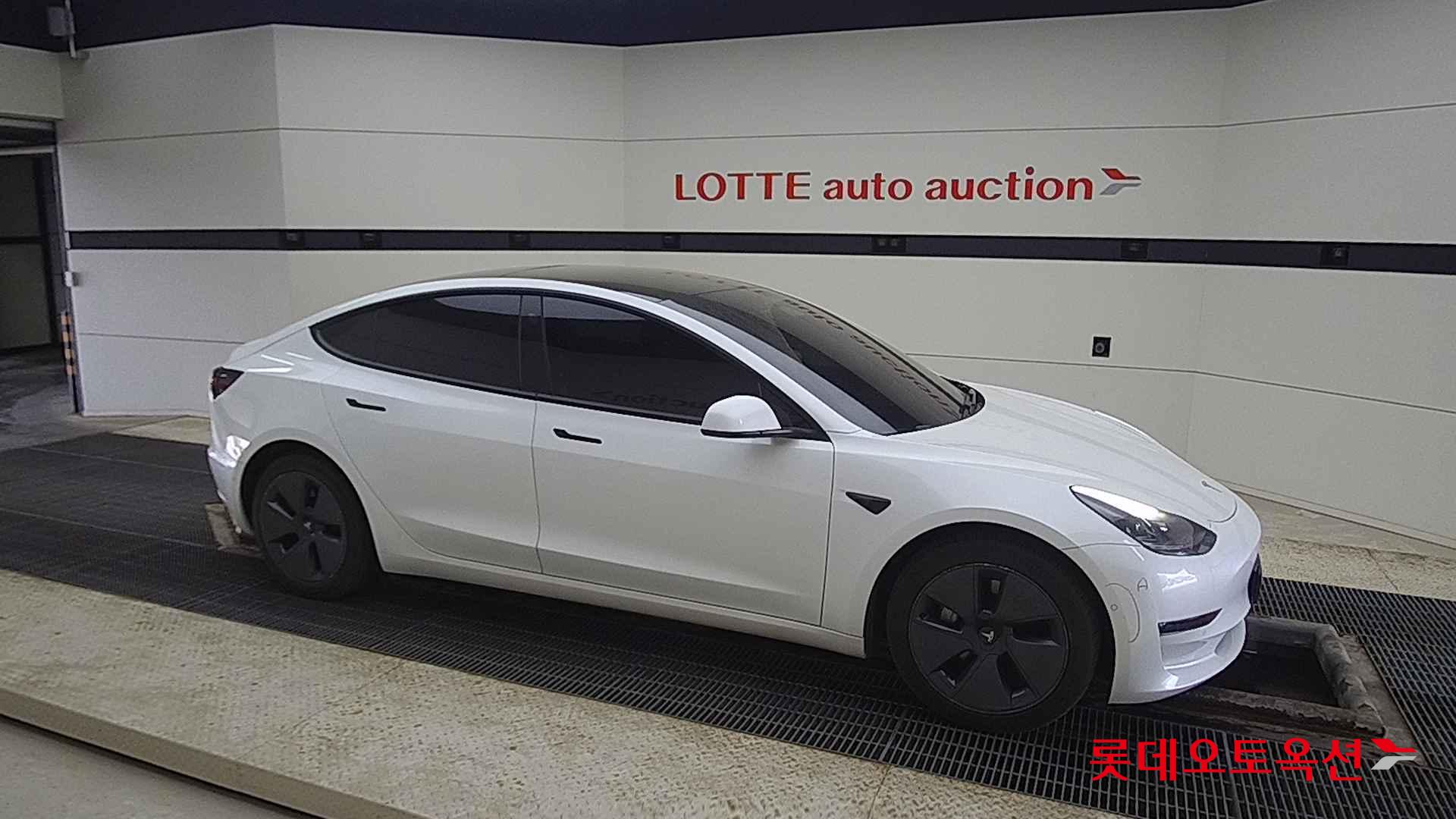 Tesla Model 3 Long Range id 2684583 из Кореи 17