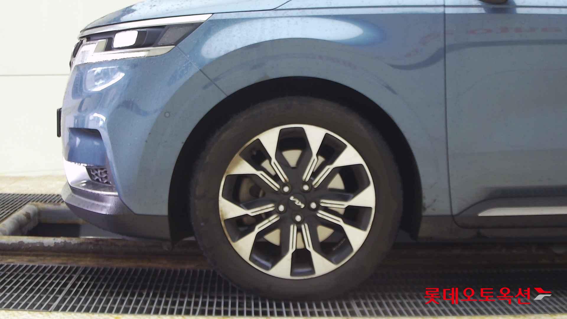 Kia Carnival Limousine id 2627420 из Кореи 21