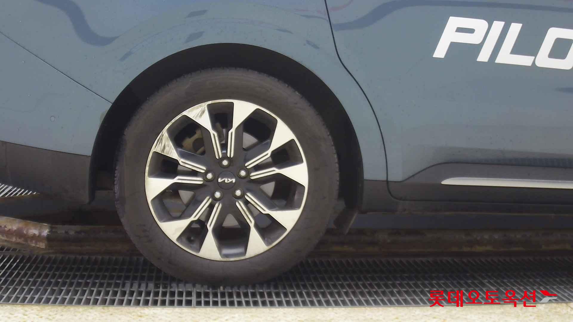 Kia Carnival Limousine id 2627420 из Кореи 24