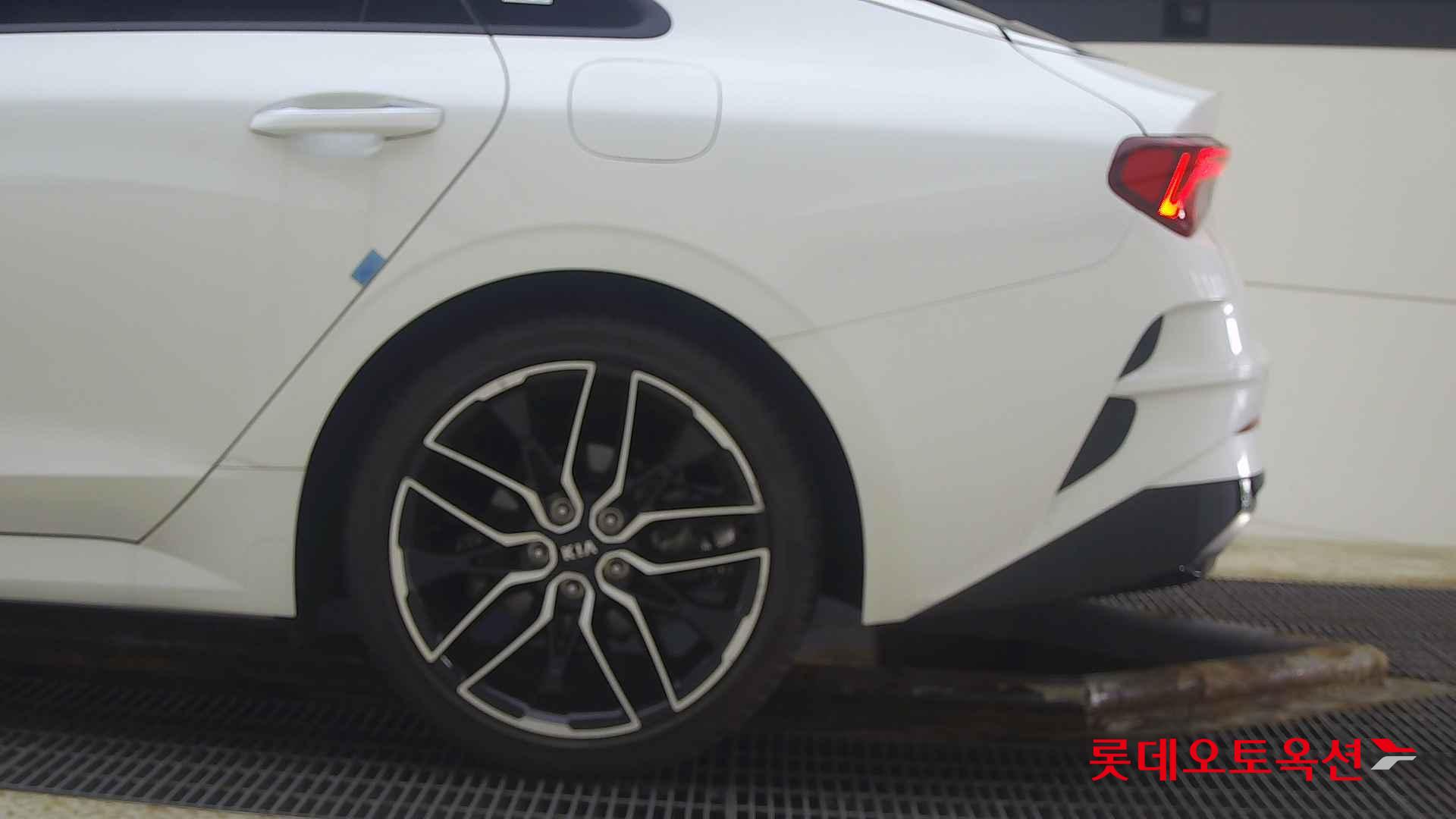 Kia K5 id 2658076 из Кореи 22