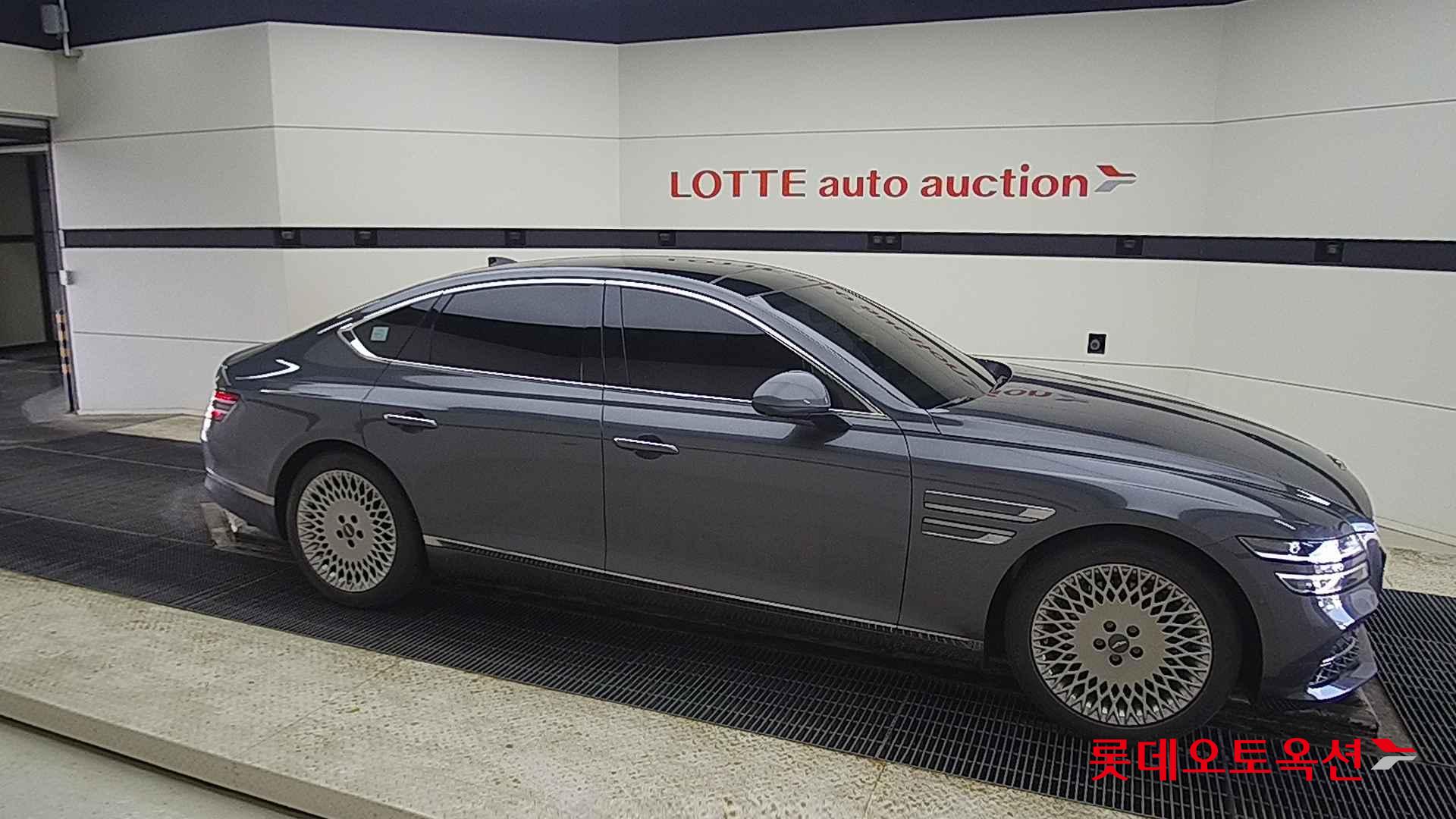 Hyundai G80 id 2663105 из Кореи 17