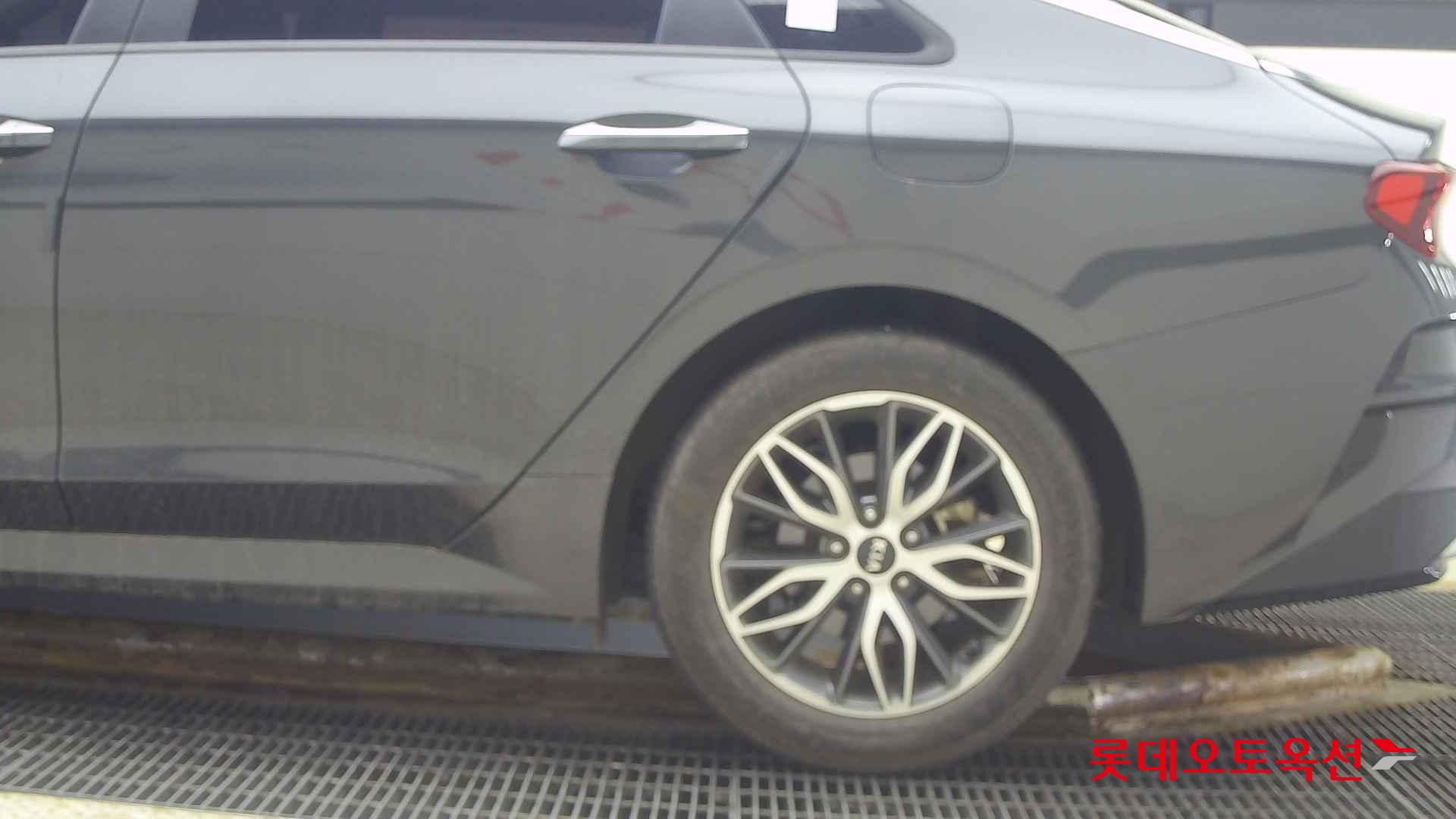 Kia K5 id 2637572 из Кореи 22