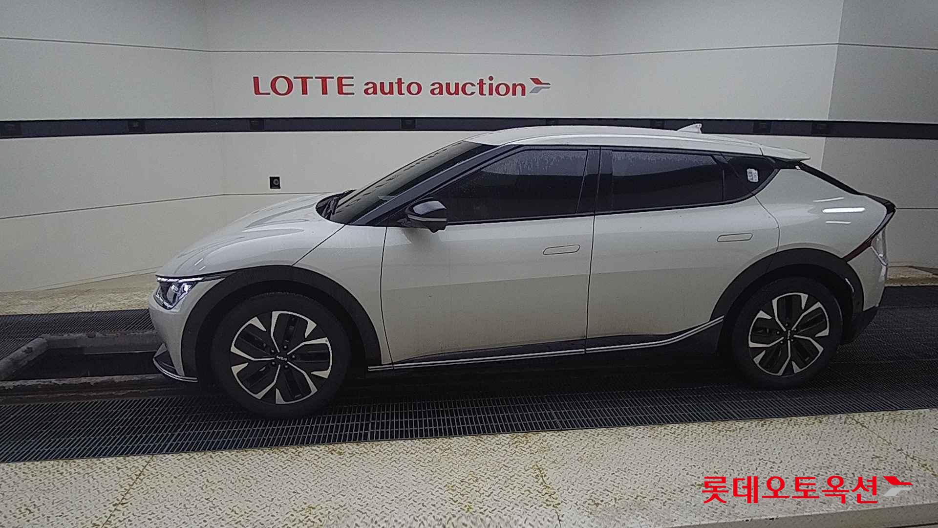 Kia EV6 id 2652875 из Кореи 7