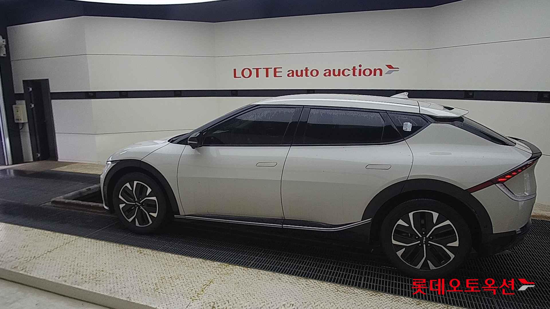 Kia EV6 id 2652875 из Кореи 11