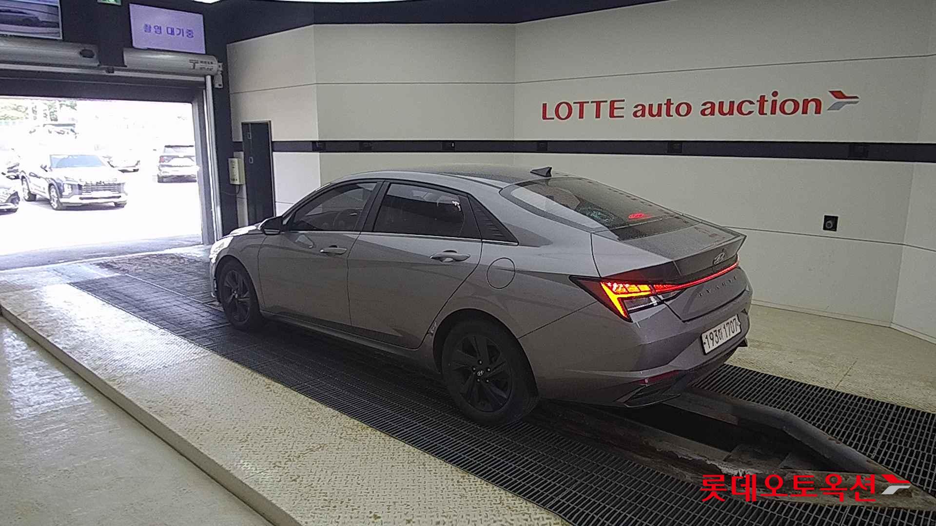 Hyundai Avante id 2704066 из Кореи 10